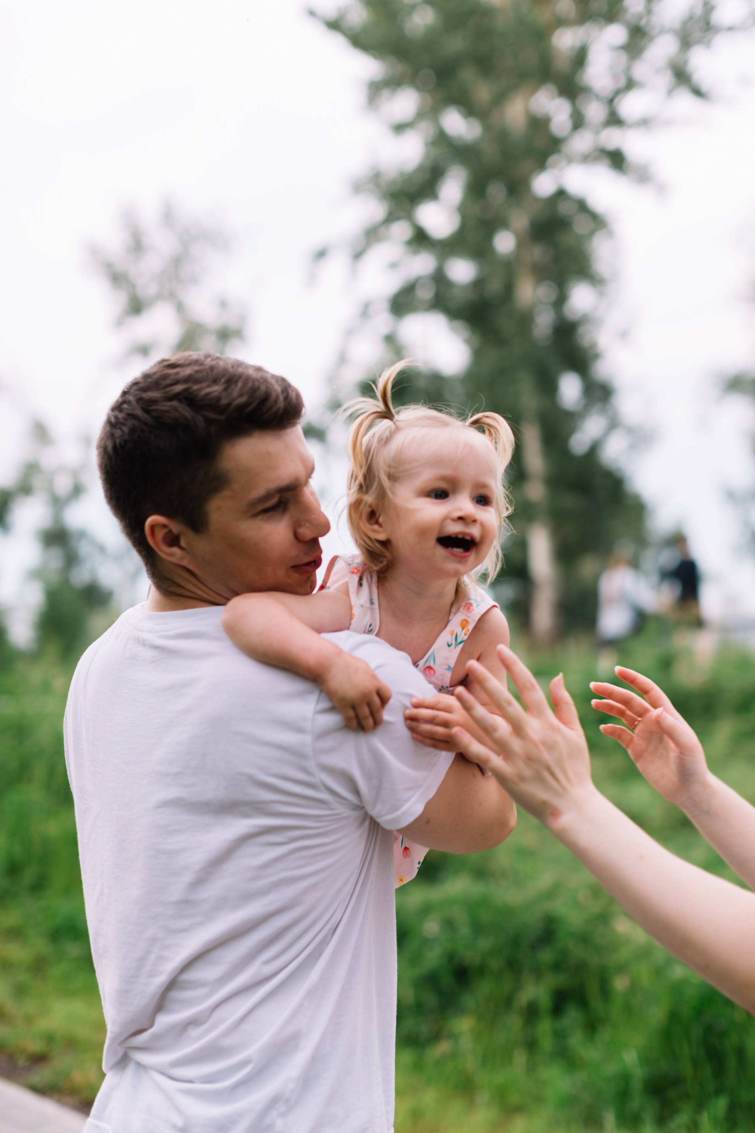 алёна малахова фотограф новосибирск семейный детский домашняя фотосессия в новосибирске день рождения репортажная съёмка фотосессия с лошадьми на конюшне деревня алтай  на природе фотосессия в детском саду мама и сын предложение руки и сердца идея  помолвка фотосессия берег закат детский день рождения годик торт аниматор лофт игровая продолжение следует prodoljenie_sleduet_  корпоратив тимбилдинг первоклашка линейка  контент  бизнес портрет оперный новат франция берет весна девушка мама и дочь мать и дитя