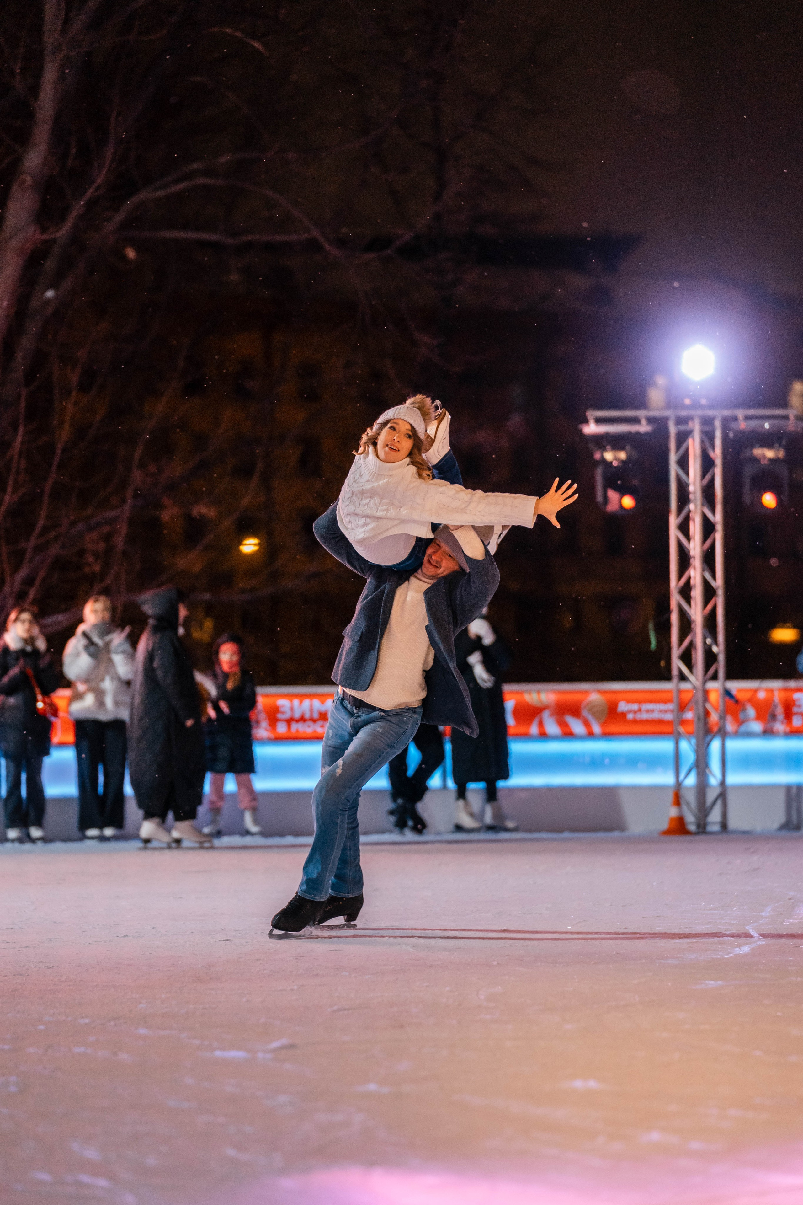 Ледовое шоу. Спортивный и репортажный фотограф в Москве и области Мари Панадеро