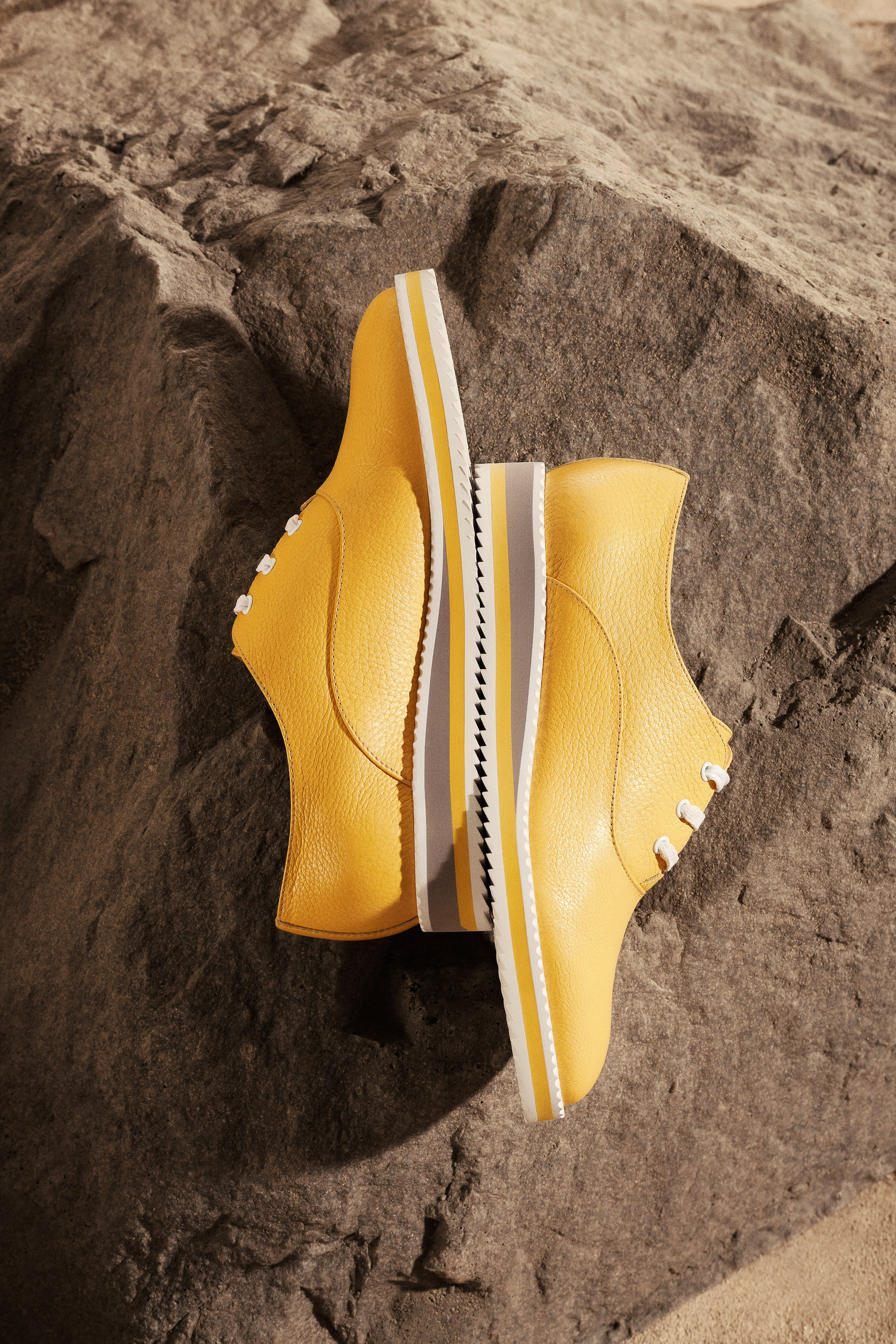 Обувь и аксессуары. Предметный фотограф. Москва. Продюсирование съемок, Set-design & пост-продакшн, E-commerce контент