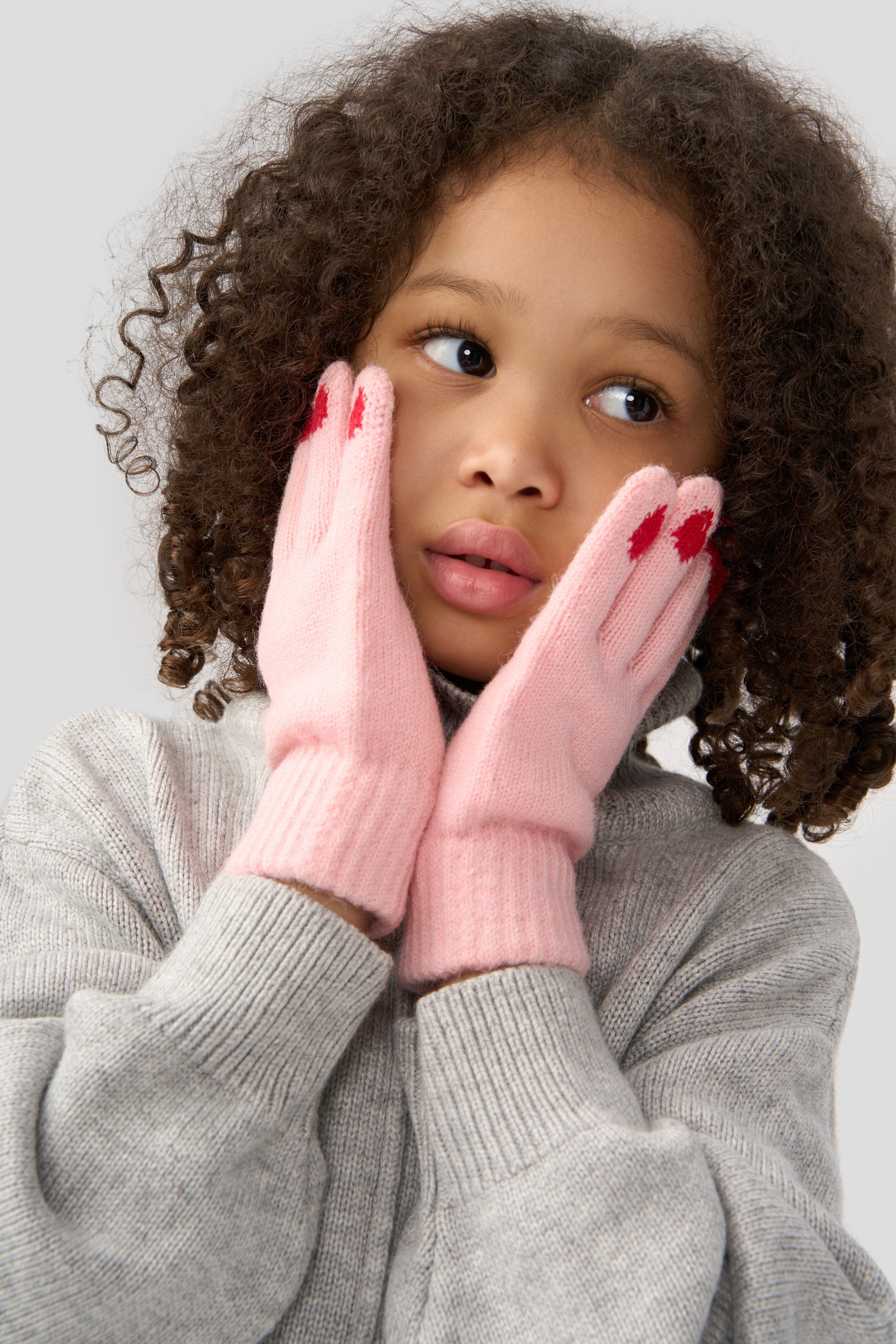 "Профессиональная детская фотосъемка для семейных портретов и воспоминаний""Высококачественная детская съемка новорожденных и малышей в студии""Рекламная детская фотосъемка для альбомов и подарков""Студийная детская съемка с креативными декорациями и позами""Коммерческая детская фотосъемка для маркетинга детских товаров""Фотография детской съемки с акцентом на эмоции и улыбки""Семейная детская съемка для портфолио и социальных сетей""Профессиональная детская фотосъемка с мягким освещением""Рекламные фото детской съемки для сайтов и брошюр""Высокоточная детская съемка для воспоминаний и презентаций""Детская фотосъемка высокого разрешения для семейных альбомов""Коммерческая детская съемка с фокусом на радость и развитие""Студийная фотосъемка детской съемки для брендов и маркетинга""Фотографии детской съемки для подарков и увеличения клиентов""Профессиональная детская съемка для каталогов и семейных историй"