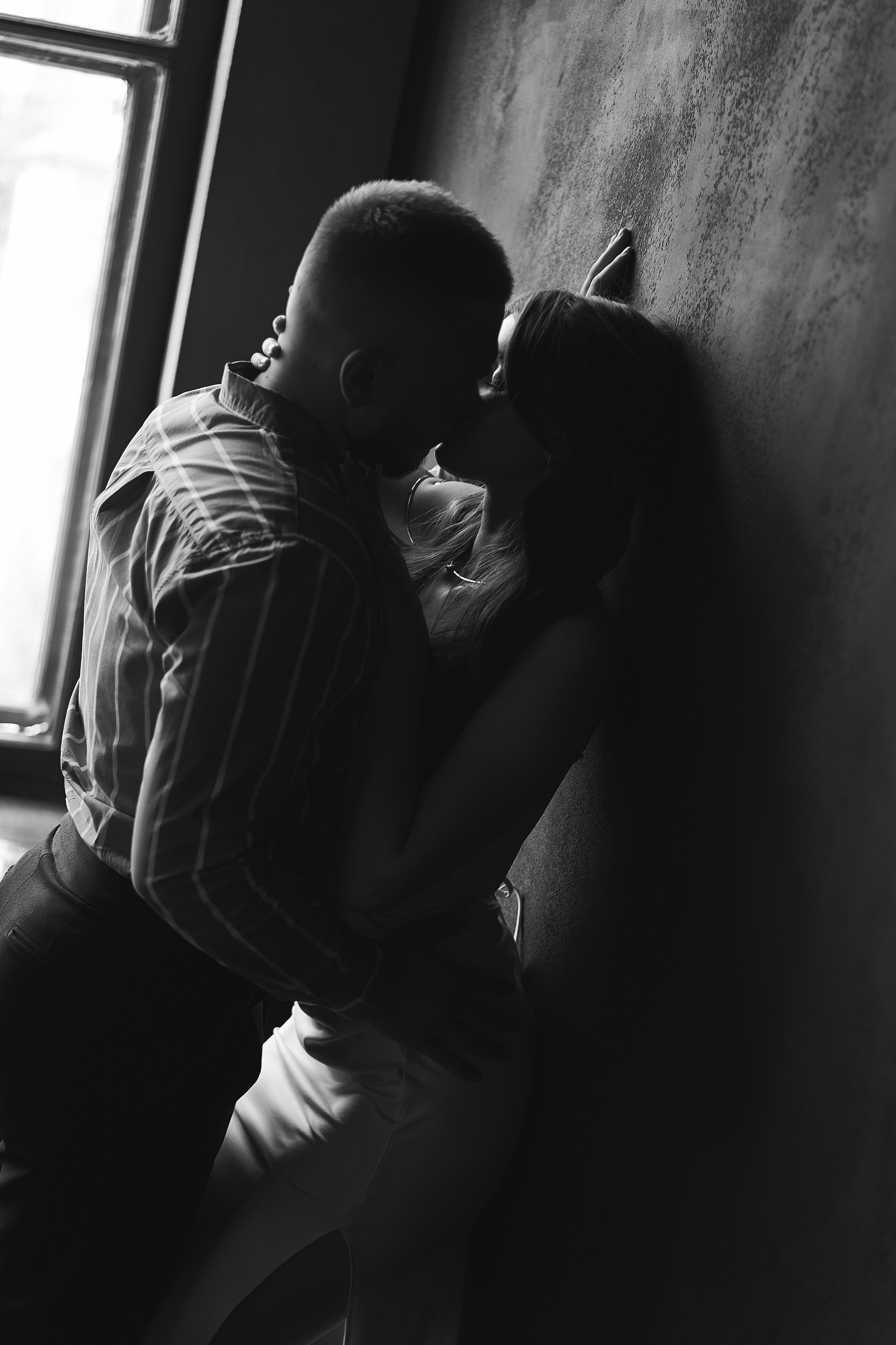 Фотосессия влюбленные в студии. Фотограф Екатеринбург Кокшарова Александра