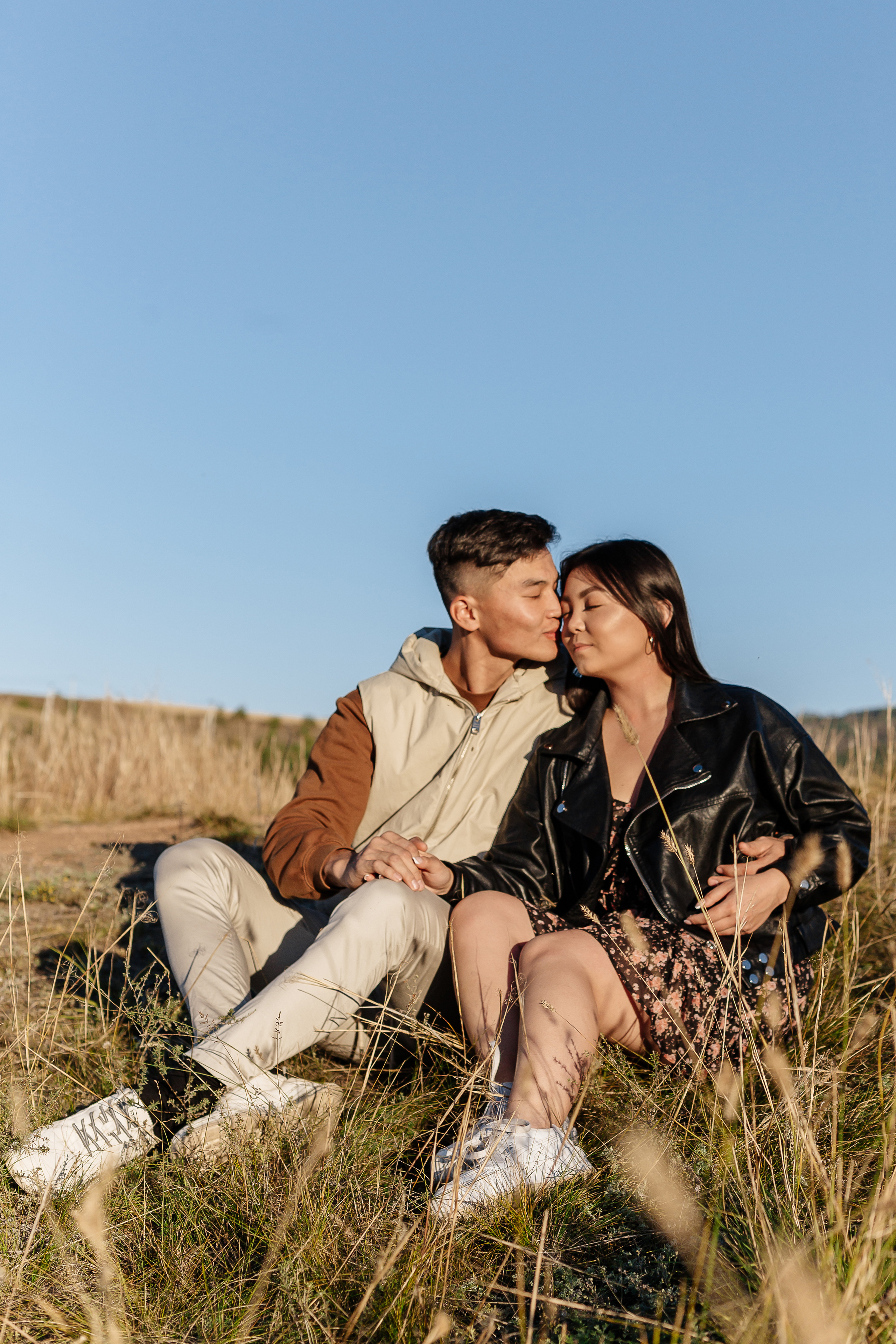 Любовь. Предложение руки и сердца Содном и Милена. Фотограф Бурятии София Андриянова