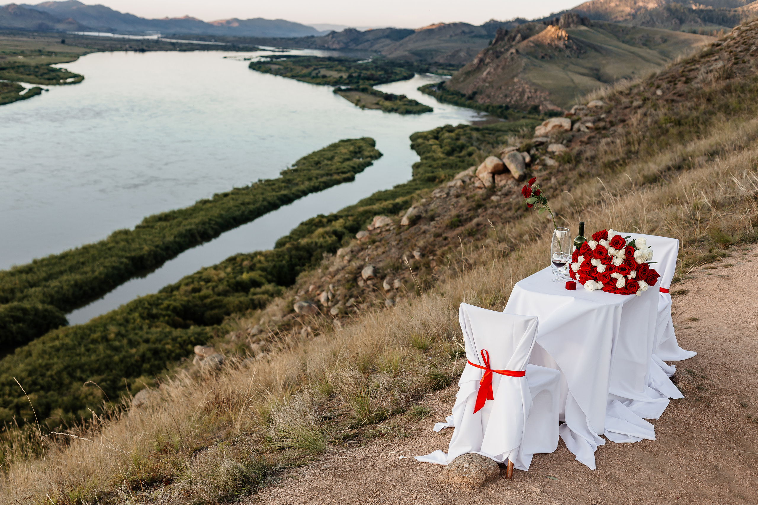 Любовь. Предложение руки и сердца Содном и Милена. Фотограф Бурятии София Андриянова