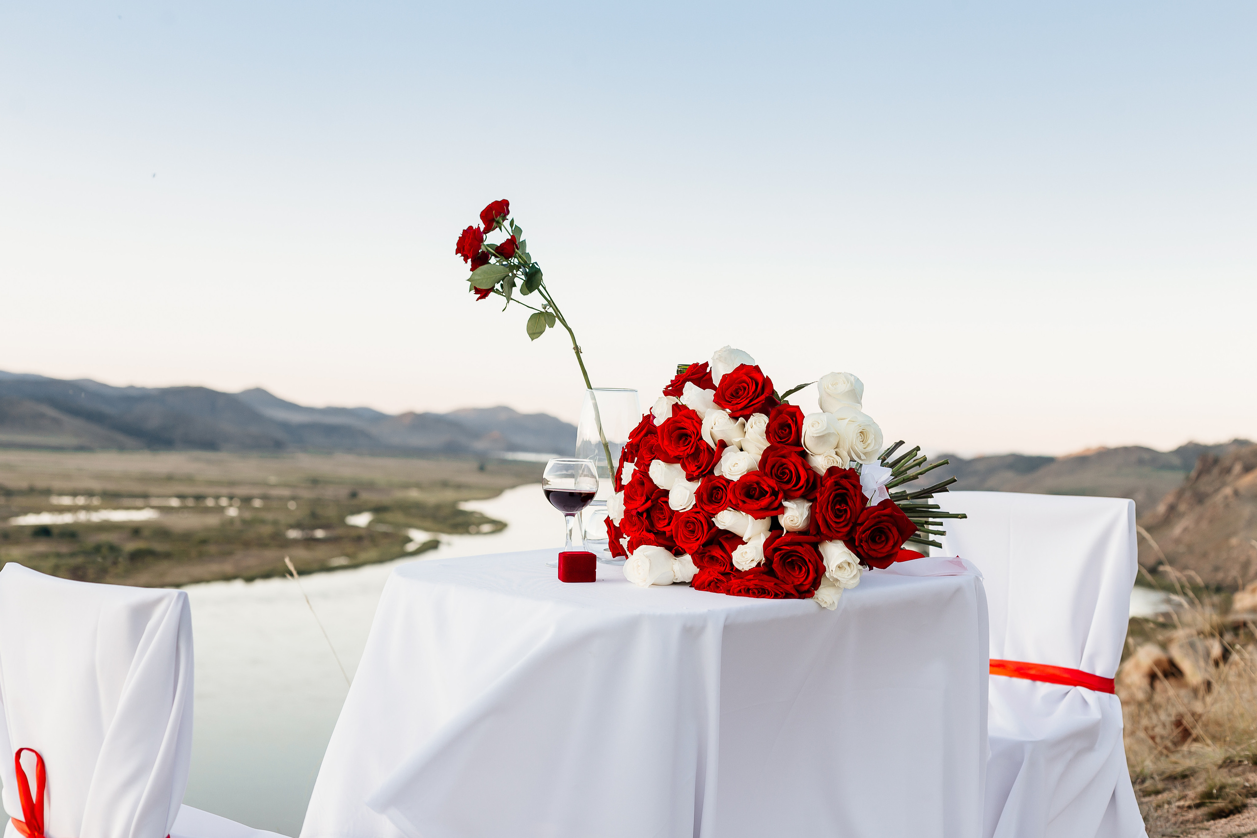 Любовь. Предложение руки и сердца Содном и Милена. Фотограф Бурятии София Андриянова