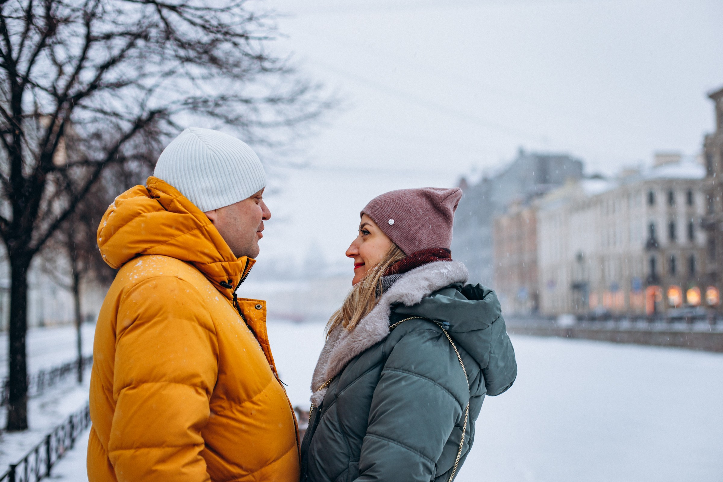 Дмитрий и Анна в феврале. Фотопрогулка в Петербурге. Индивидуальный и семейный фотограф в Санкт-Петербурге