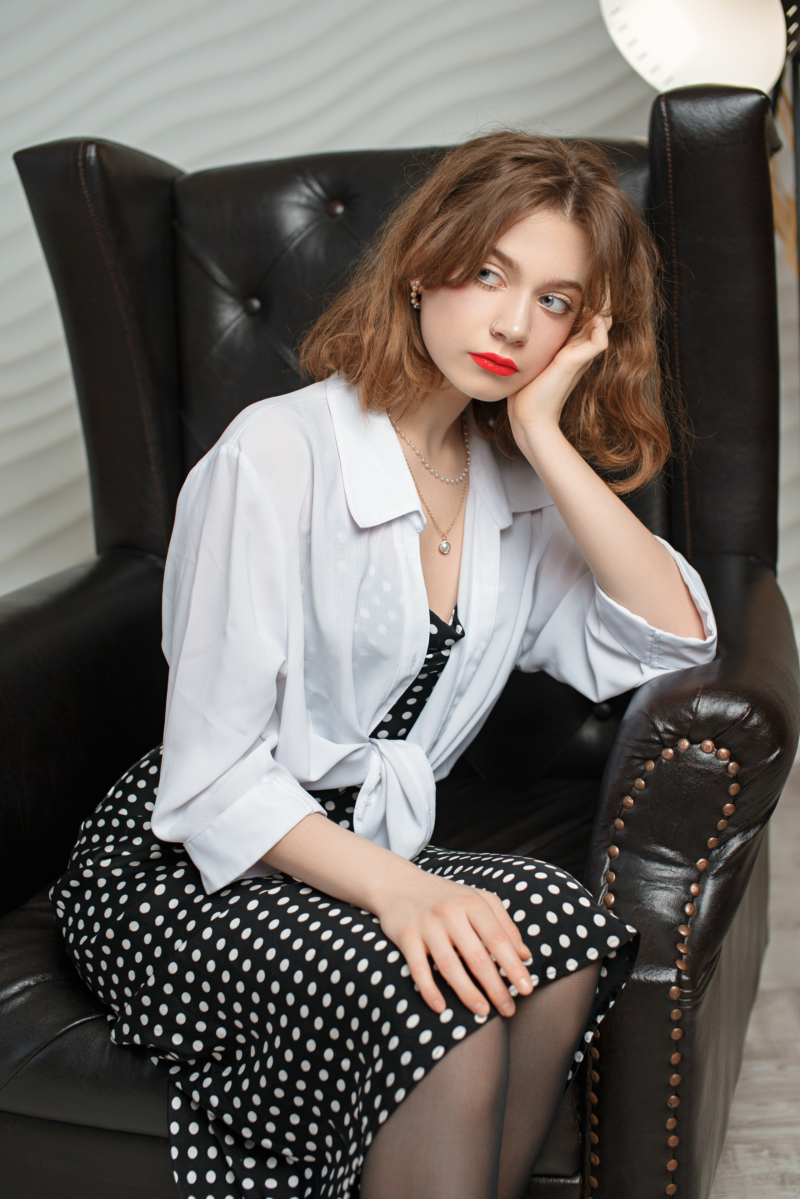 Портреты в студии. BookVa-выпускные альбомы