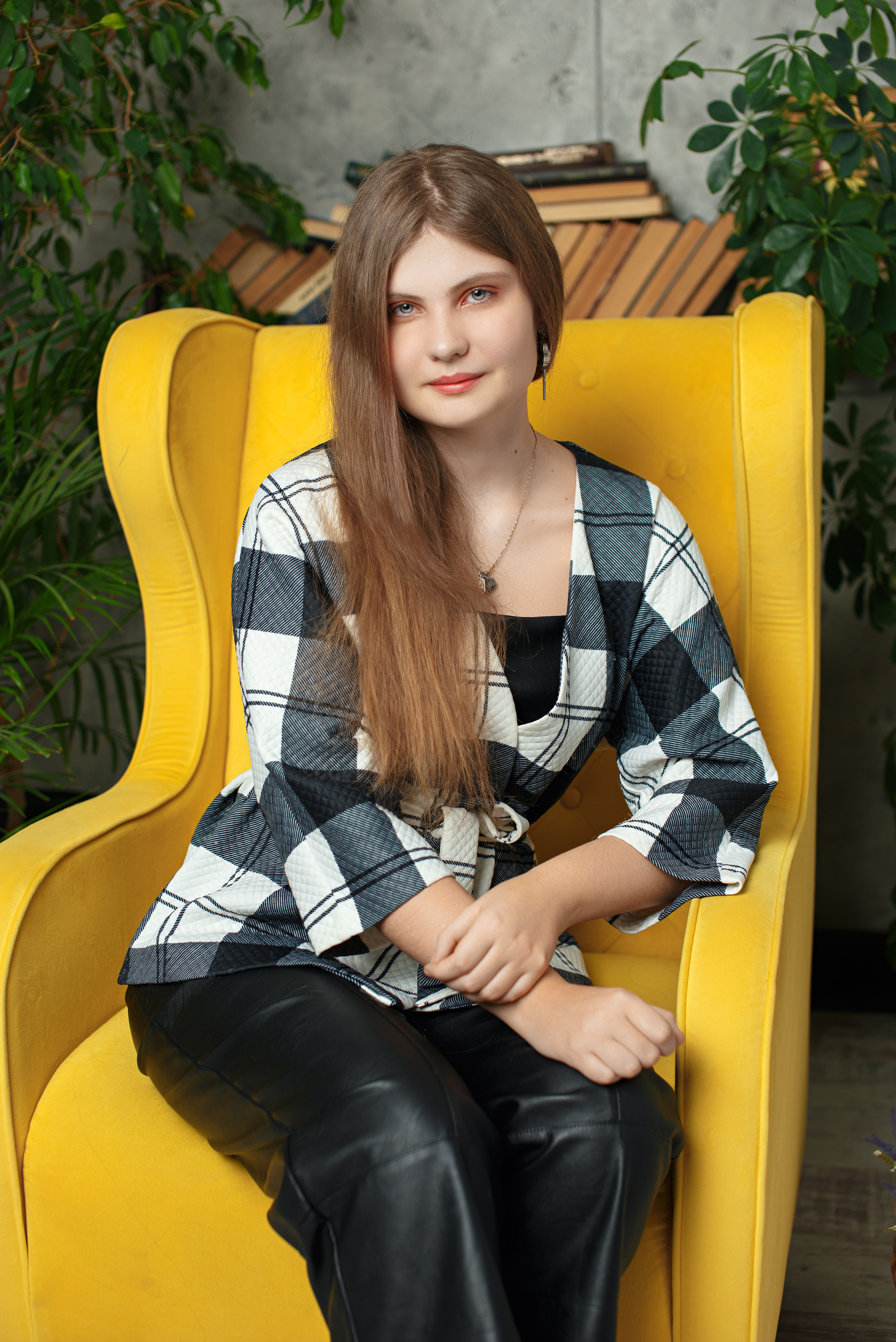 Портреты в студии. BookVa-выпускные альбомы