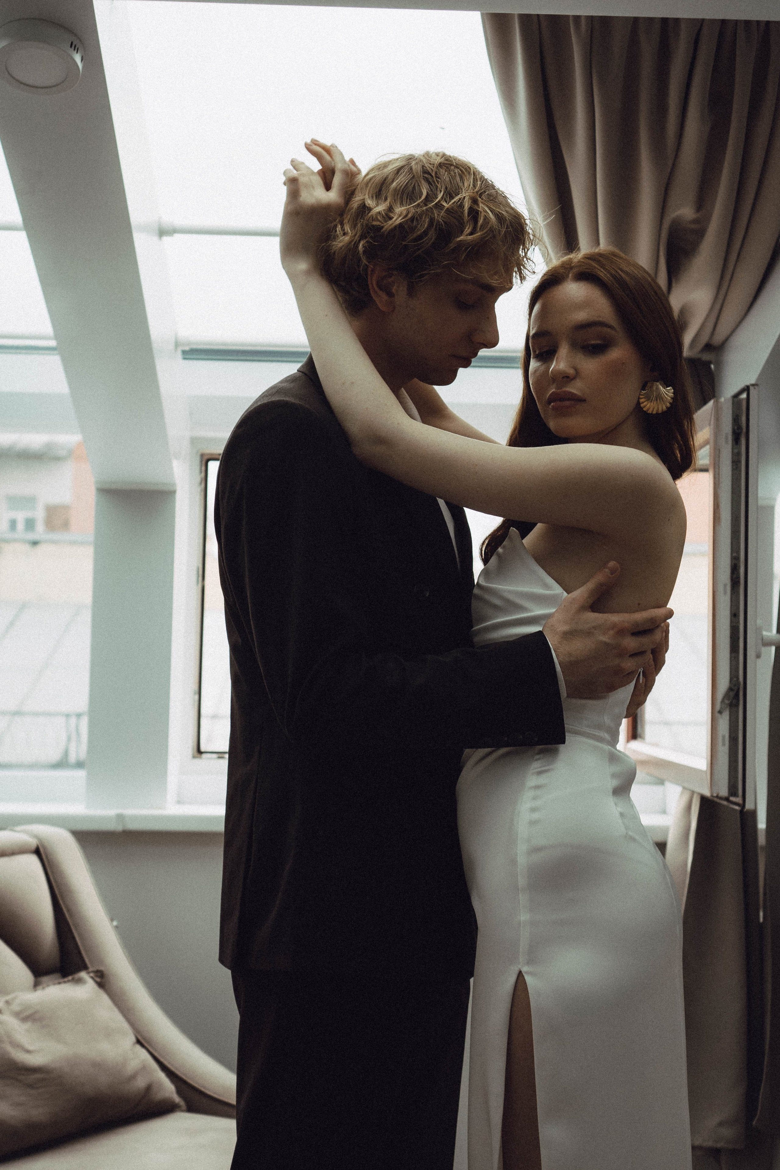 СВАДЕБНАЯ СЬЕМКА В ОТЕЛЕ. СБОРЫ ЖЕНИХА И НЕВЕСТЫ И ТАКЖЕ ТОР И ПОДГОТОВКА К ПРОГУЛКЕ. Профессиональный фотограф, Санкт-Петербург — Виктория Богомолова