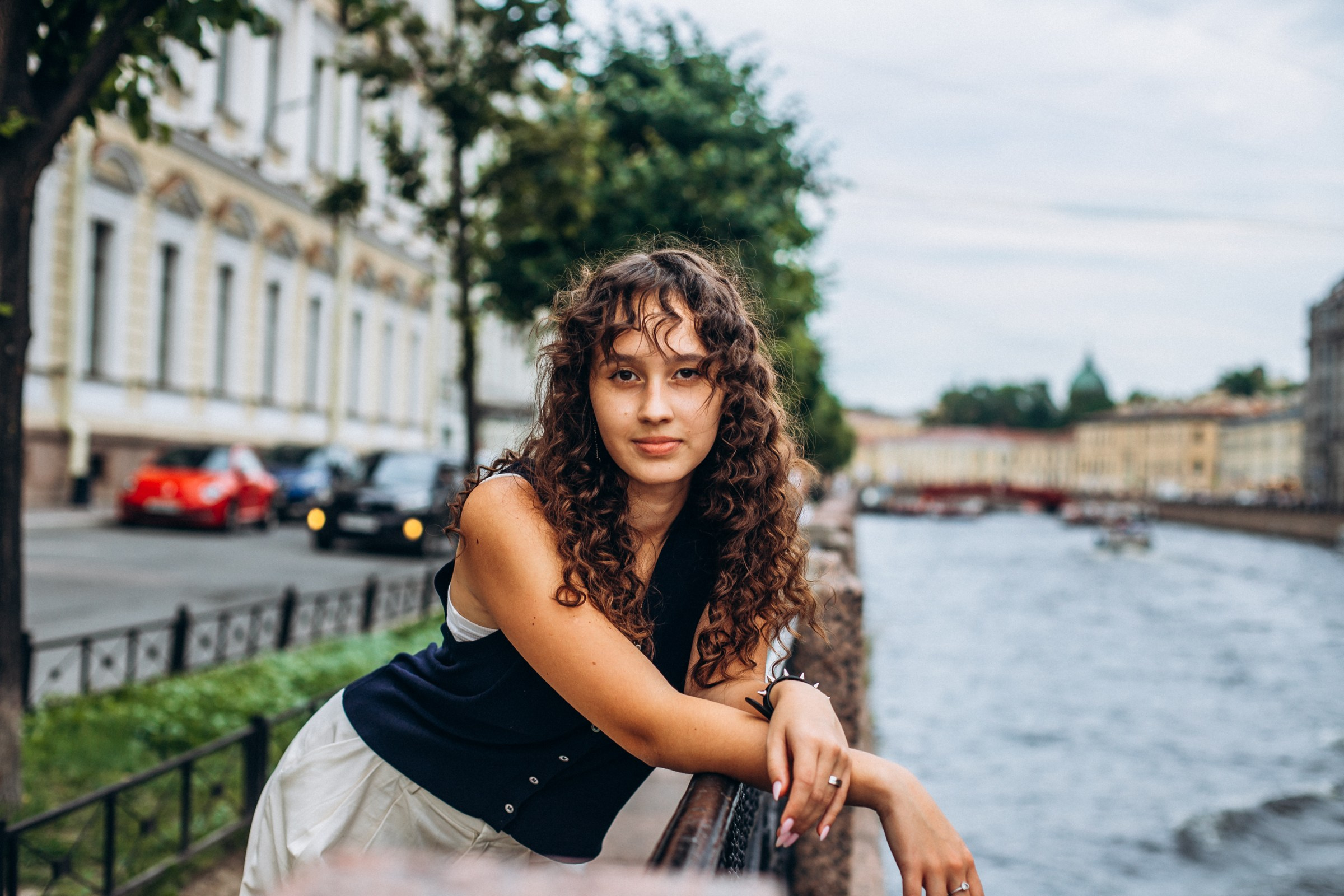 Алина в июле. Фотопрогулка в Петербурге. Индивидуальный и семейный фотограф в Санкт-Петербурге