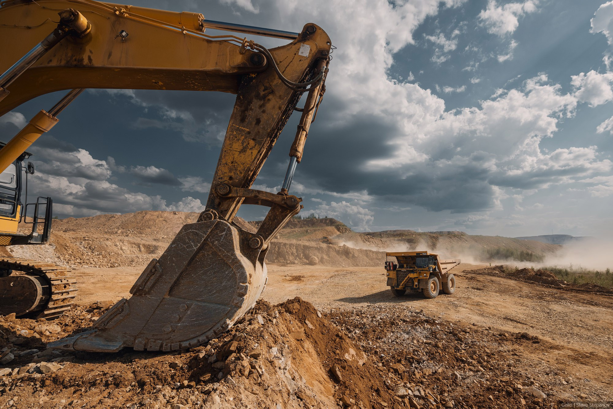 Добыча. Фотограф Слава Степанов, Gelio