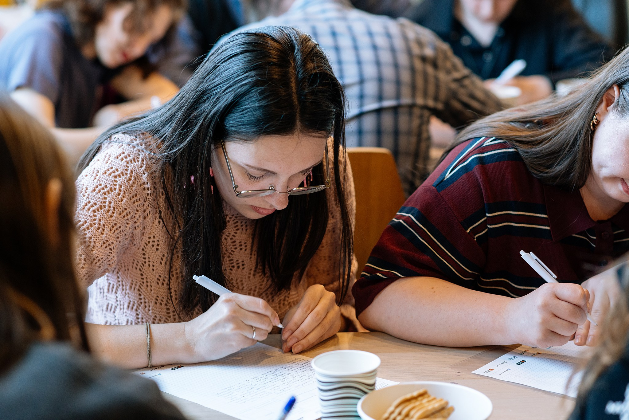Тотальный диктант в Ночлежке. Апрель 26. Репортажный фотограф в Санкт-Петербурге Анастасия Клёпова
