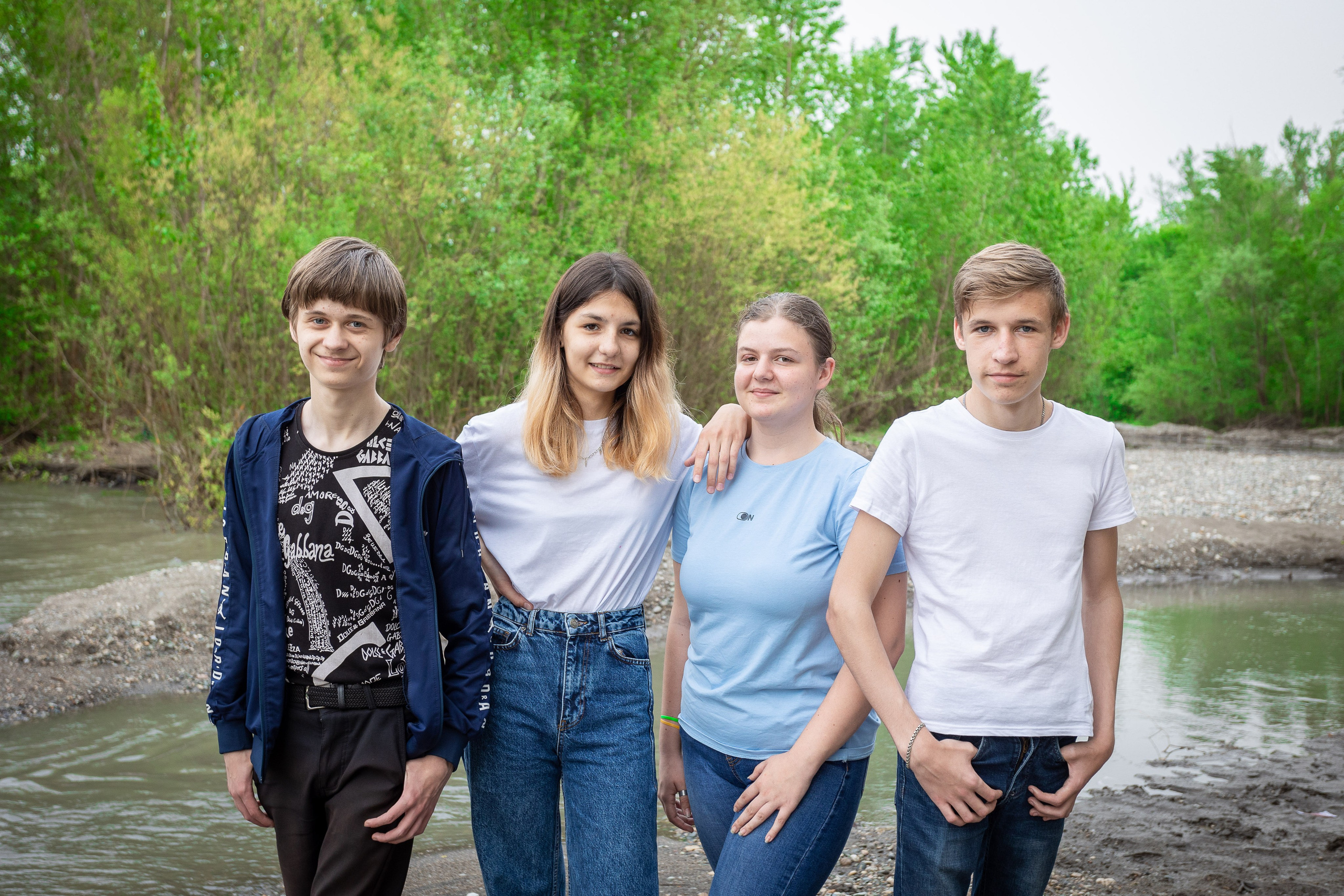 Уличная фотосессия на выпускной альбом. Выпускные альбомы Майкоп, Краснодар Елена Золотарева