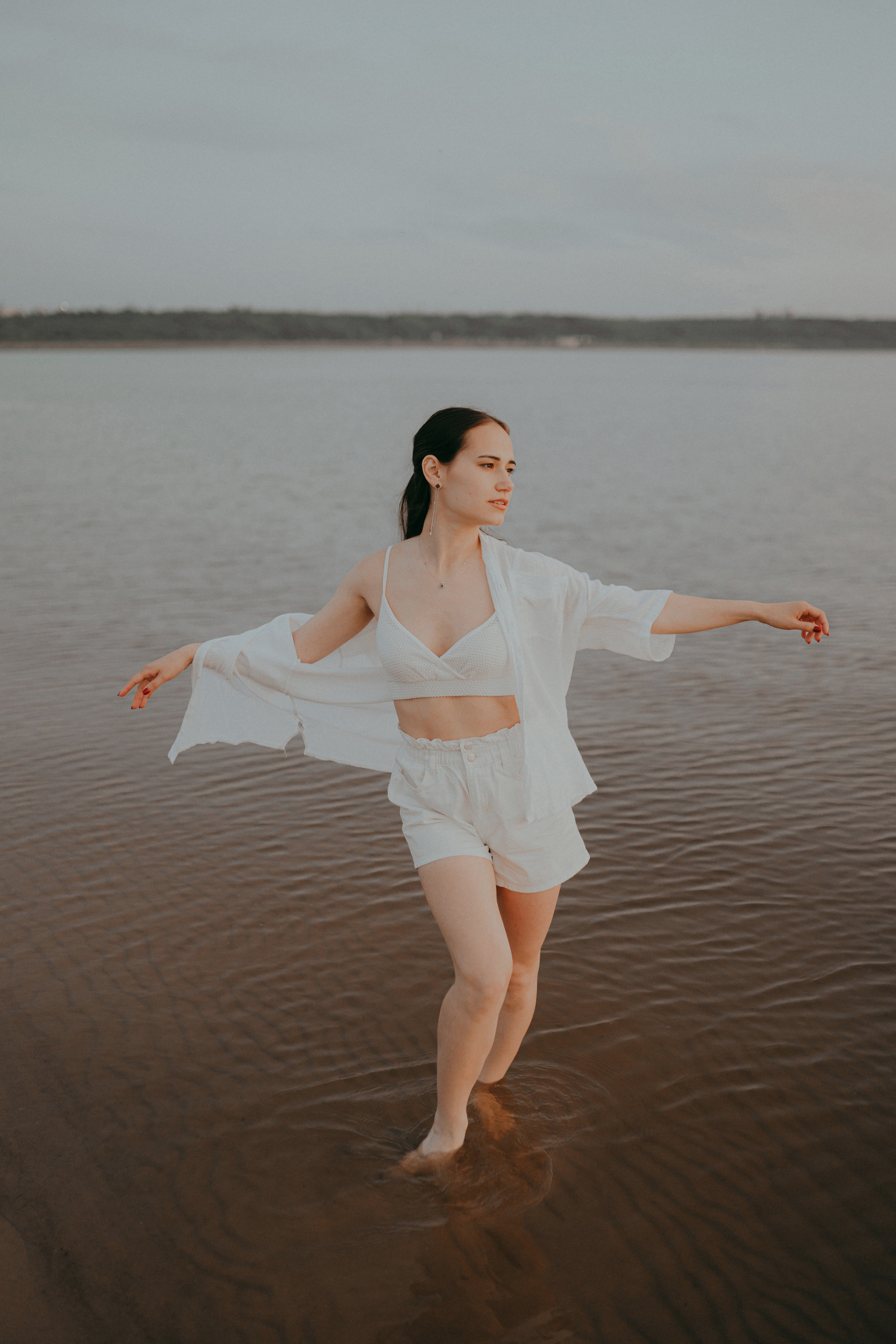 Прогулка у воды. Фотограф Алексей Кутырёв