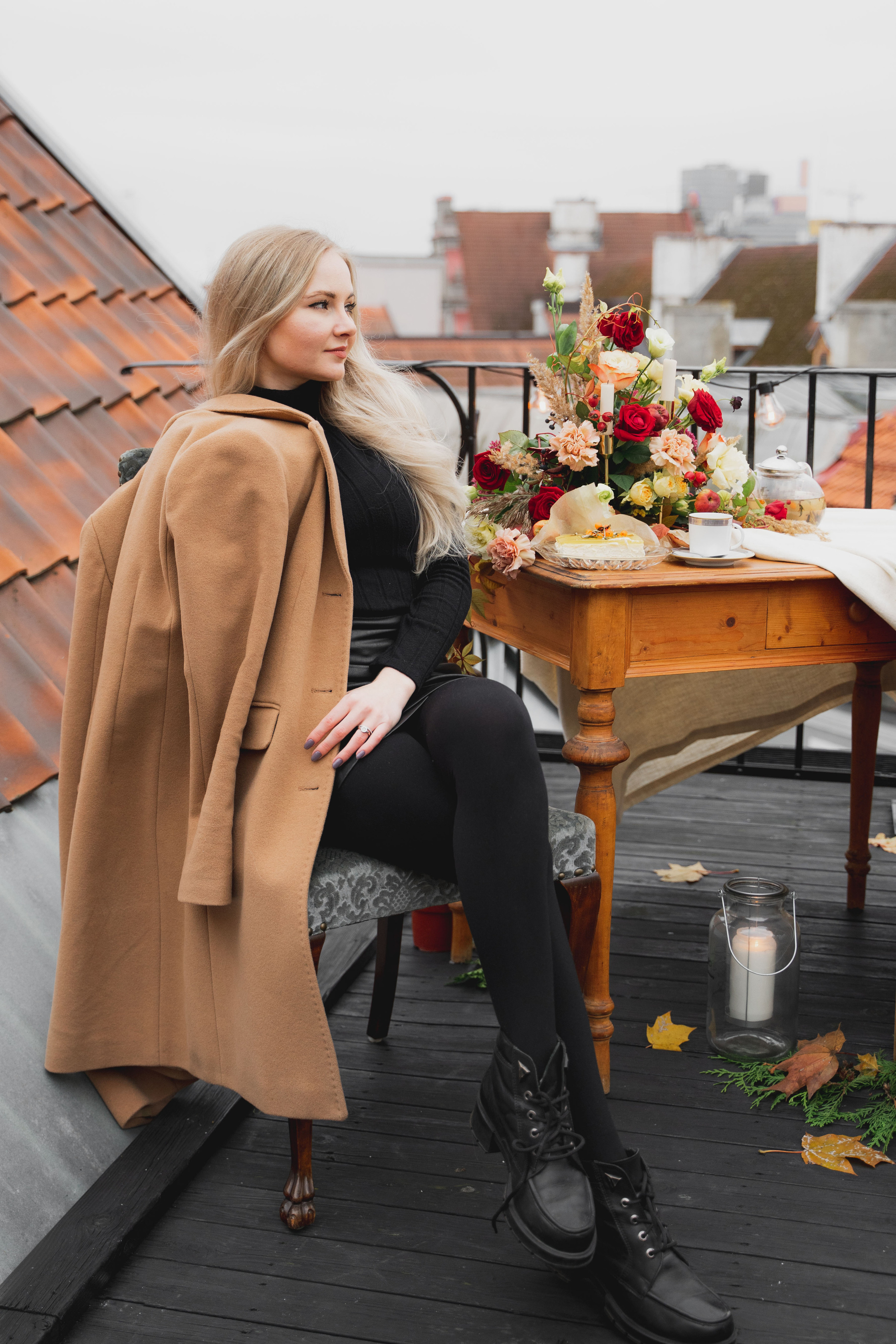 Чаепитие на крыше дома в котором сам чёрт свадьбу гулял. Фотограф в Мельбурне Анастасия Перова