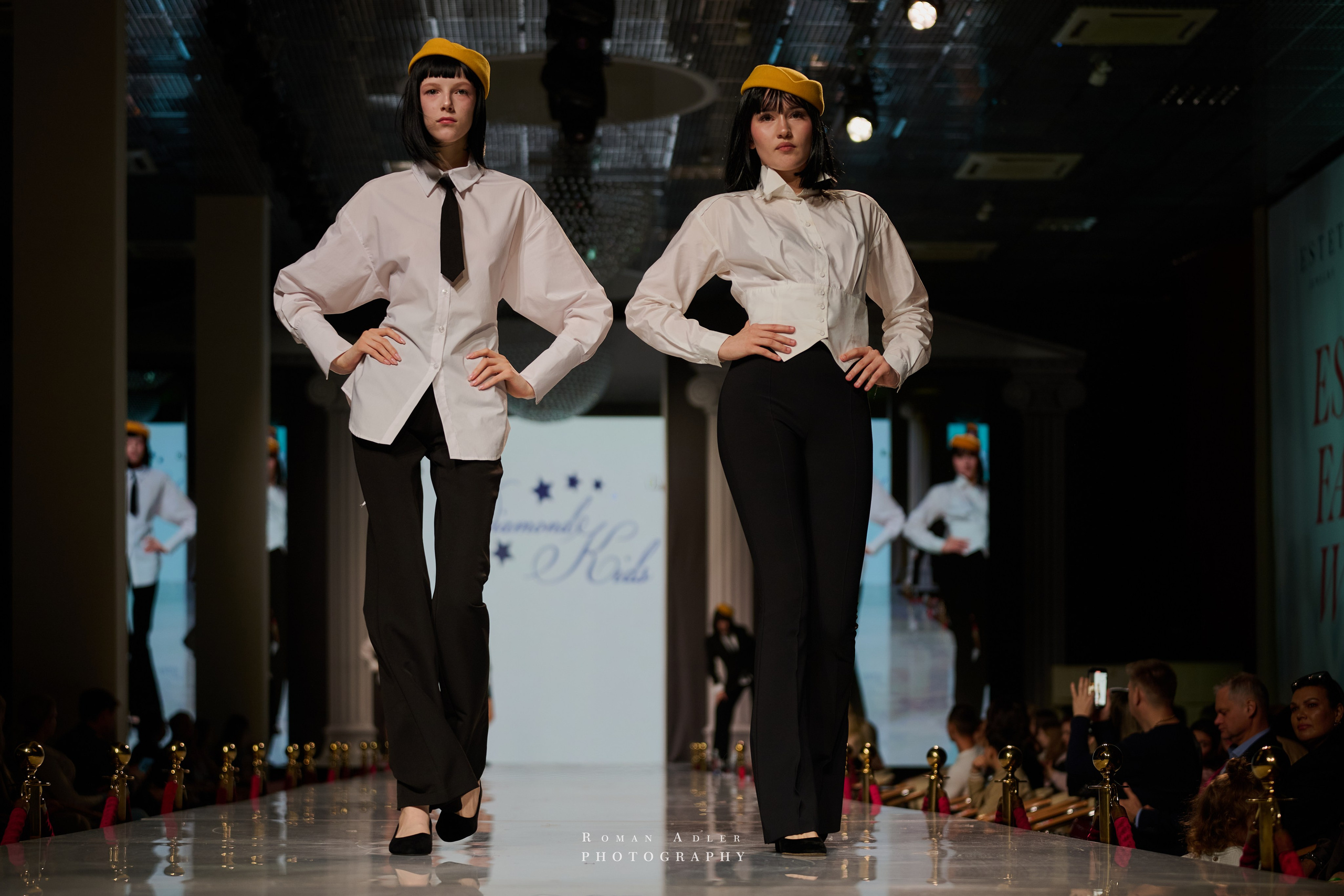 ESTET FASHION WEEK ВЕСНА — 2025. Фотограф Роман Адлер