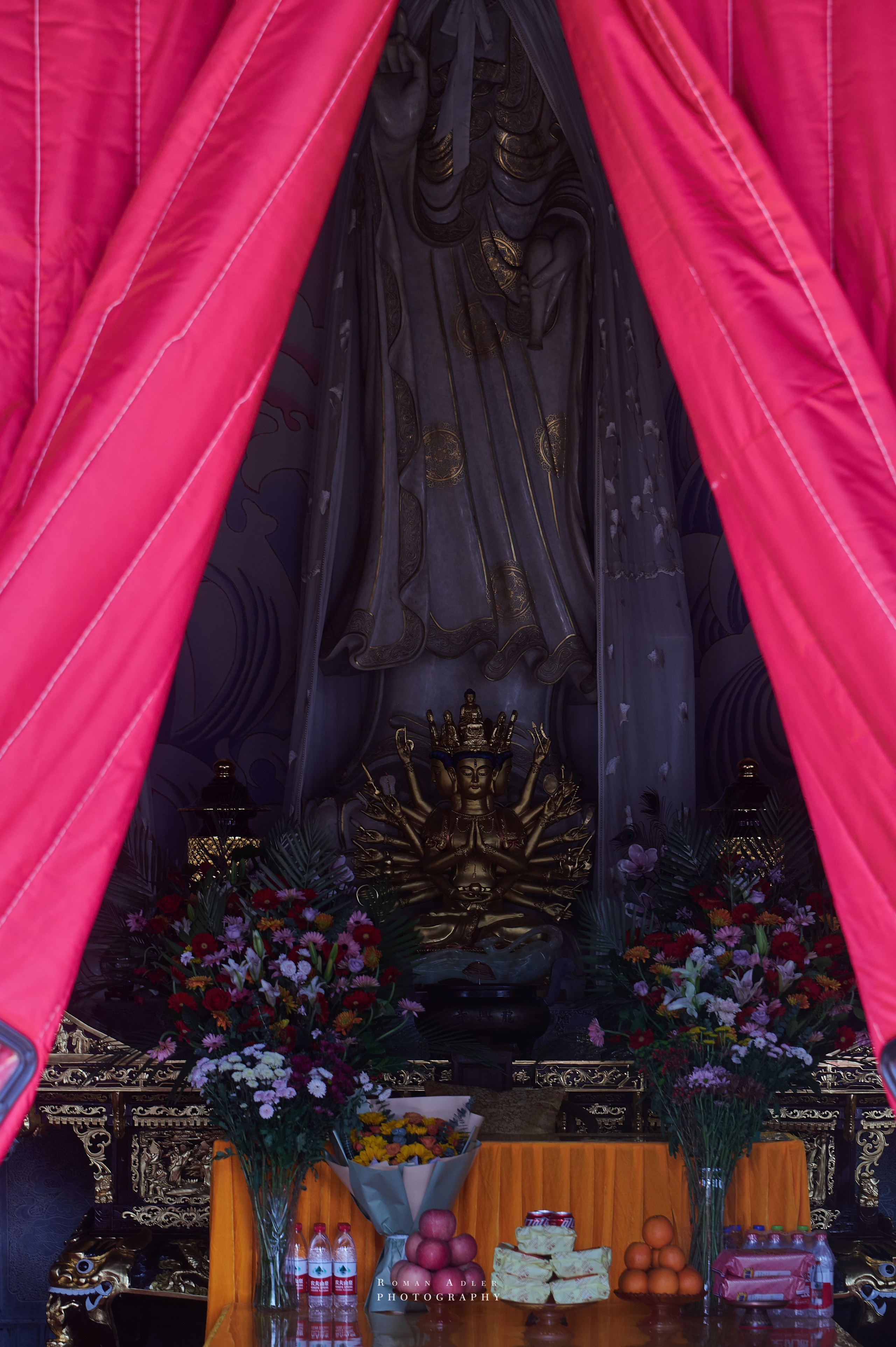 Храм Гуанфу (Процветания). Цинчжоу. Фотограф Роман Адлер