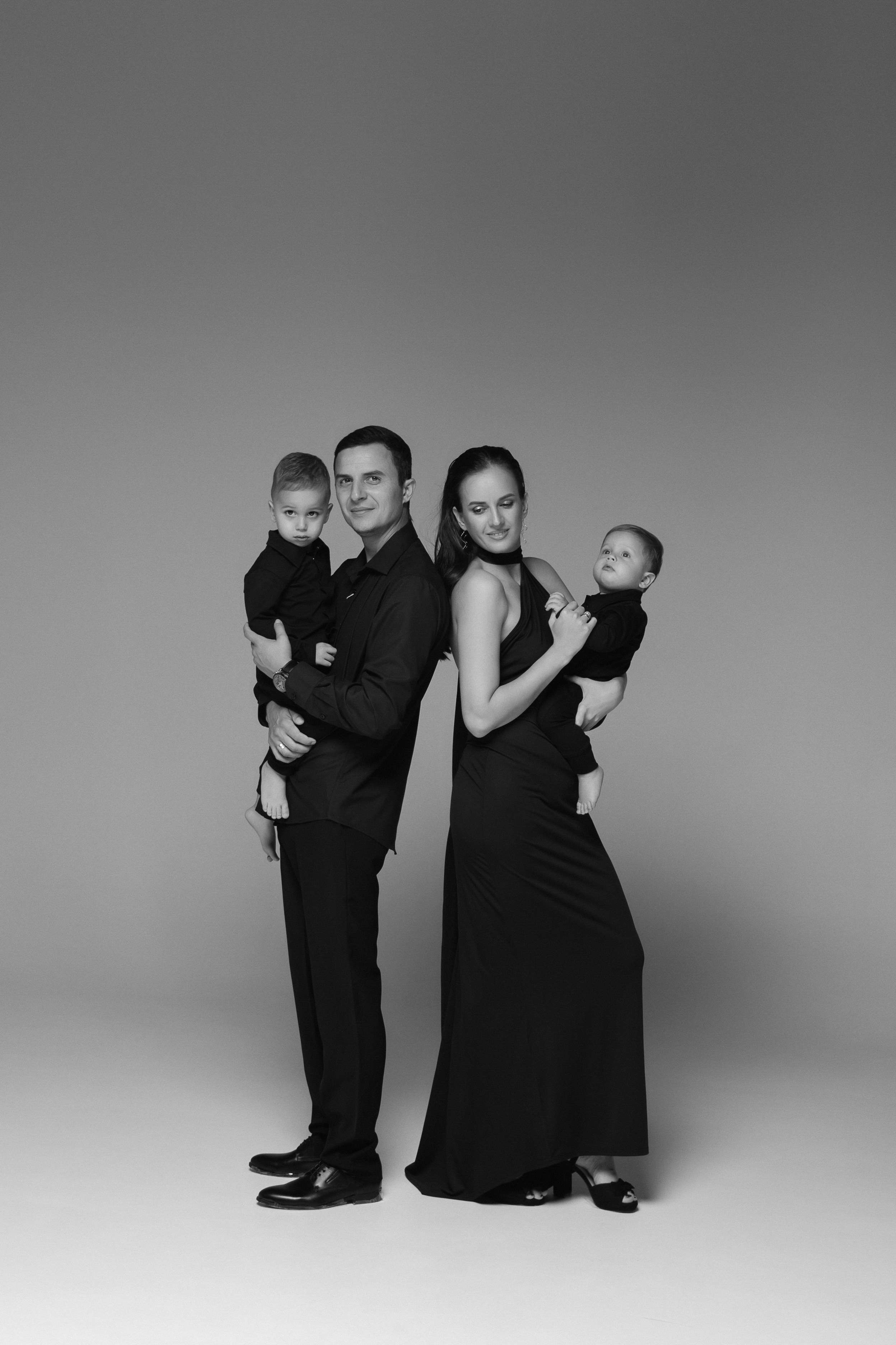 КСЮША, САША, ТЕМА И РОМА ` 25. Maria Startseva Photo