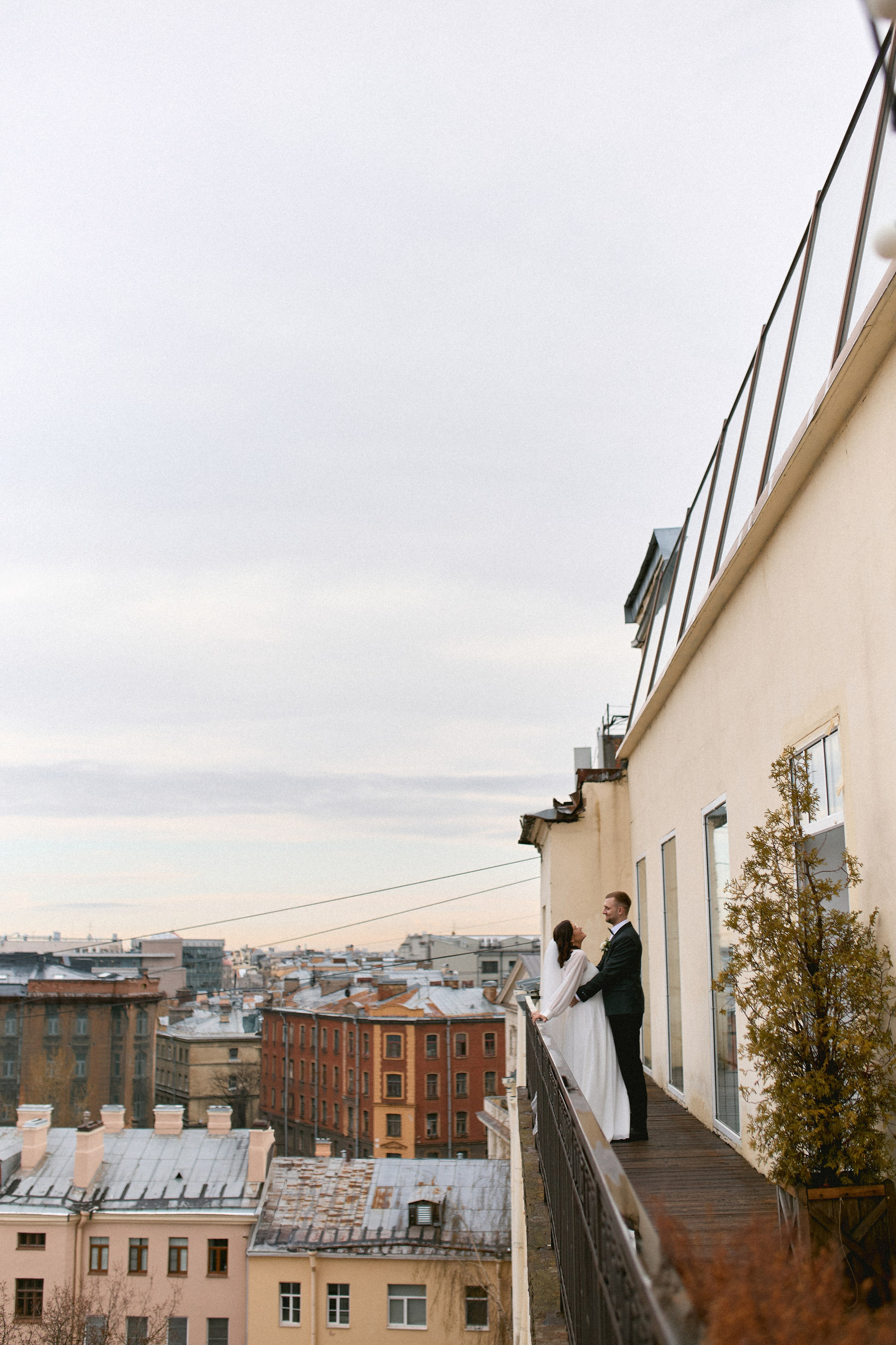 Свадебная фотосессия в Дворце Бракосочетания № 2. Сестры Карабаза. Фотографы и ретушеры в Москве и Санкт-Петербурге