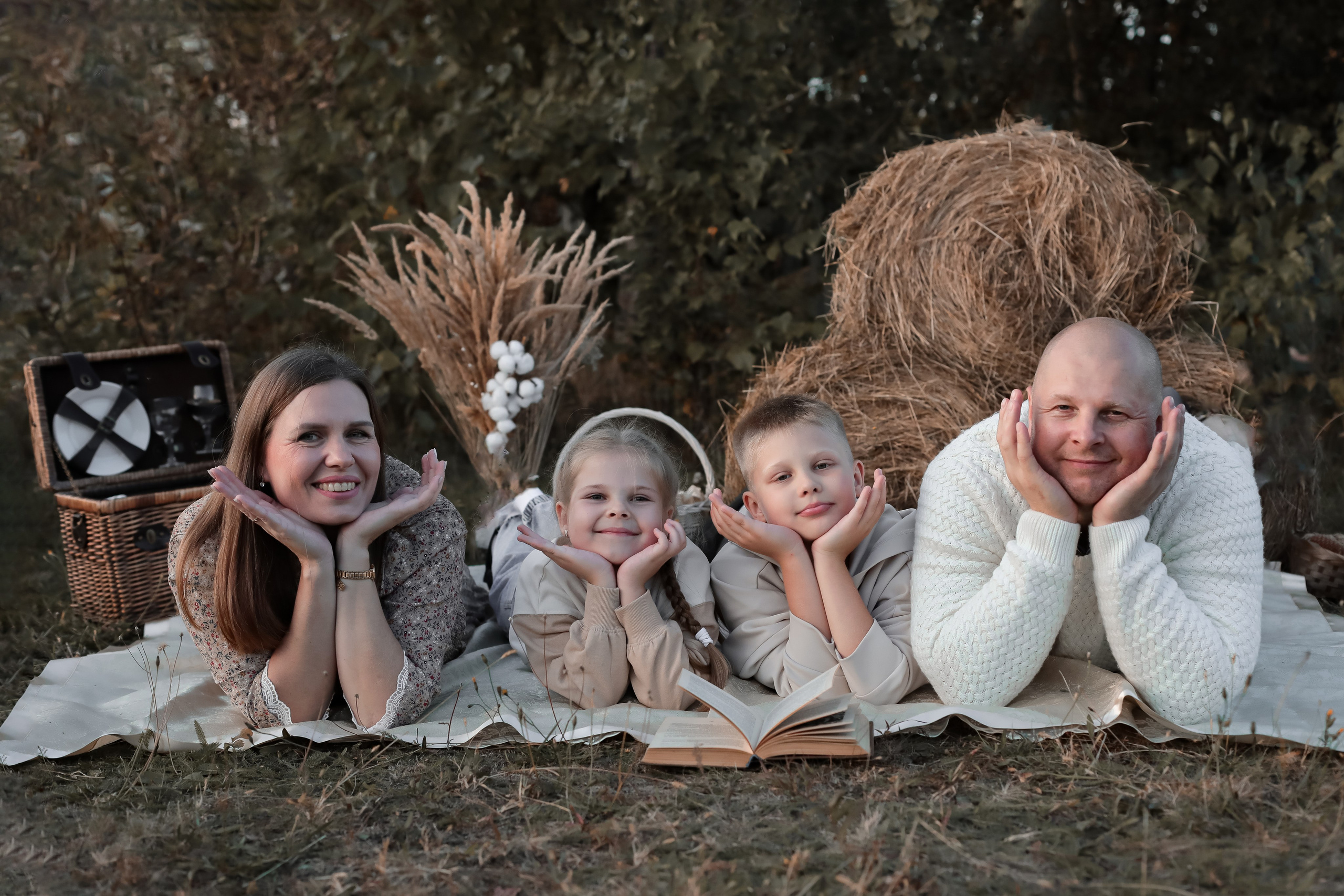 Осенняя фотосессия на моей полянке. Фотограф г. Хабаровск. Семейные и индивидуальные съёмки