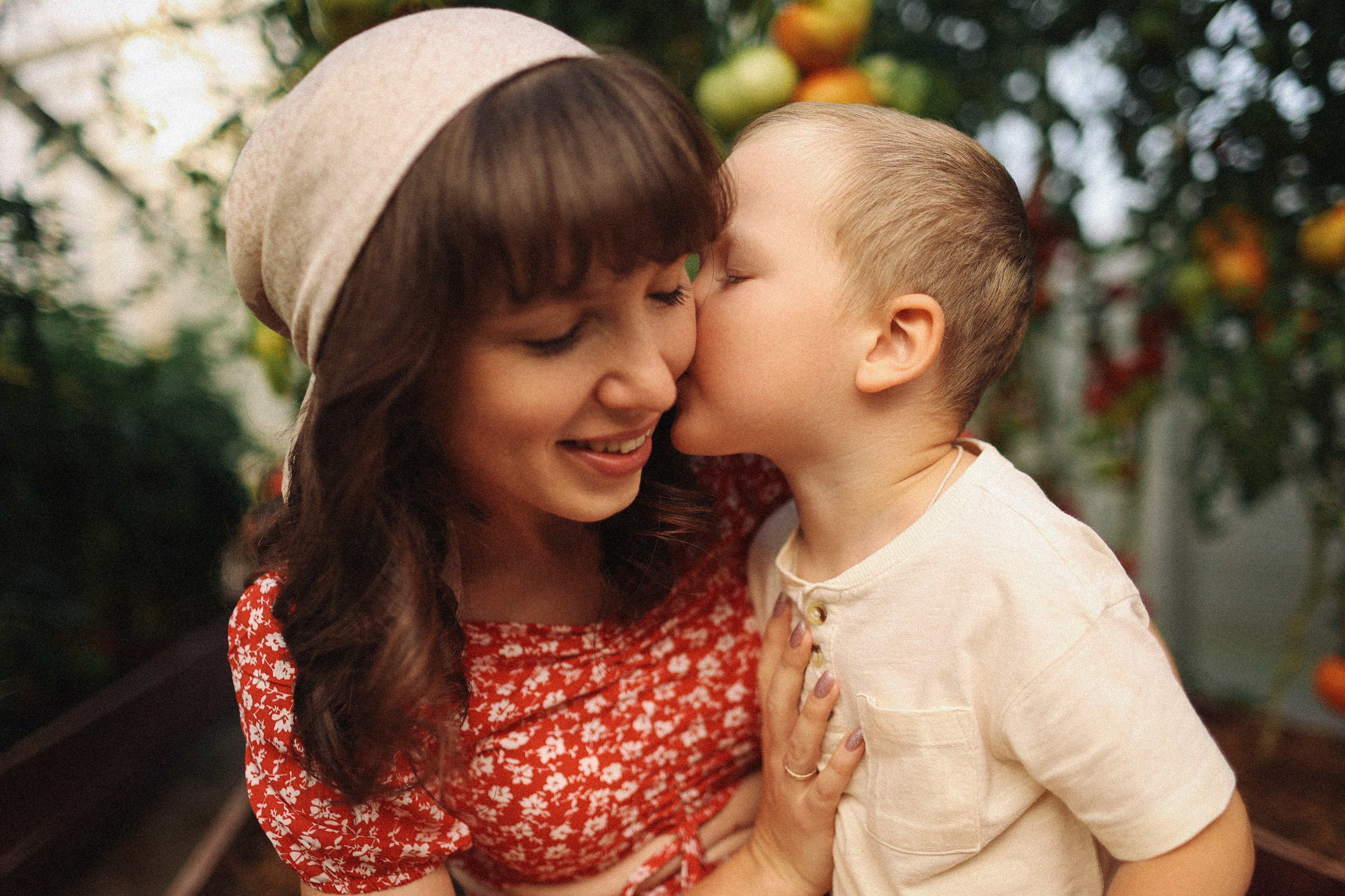 Помидорки Света и Мишенька. Фотограф Владимир Москва