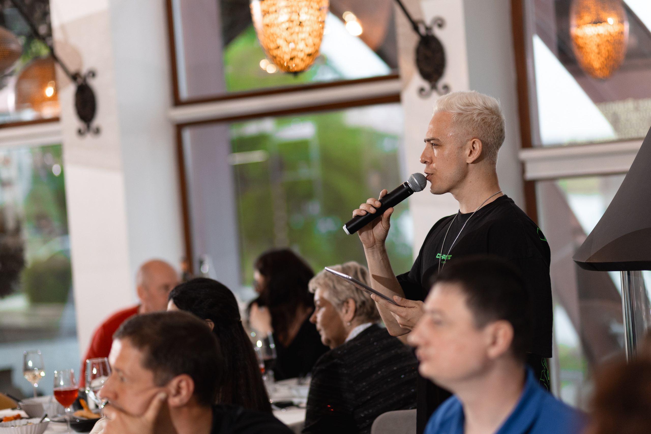 Профессиональный фотограф на выездные мероприятия и тимбилдинги Андрей Алексеев