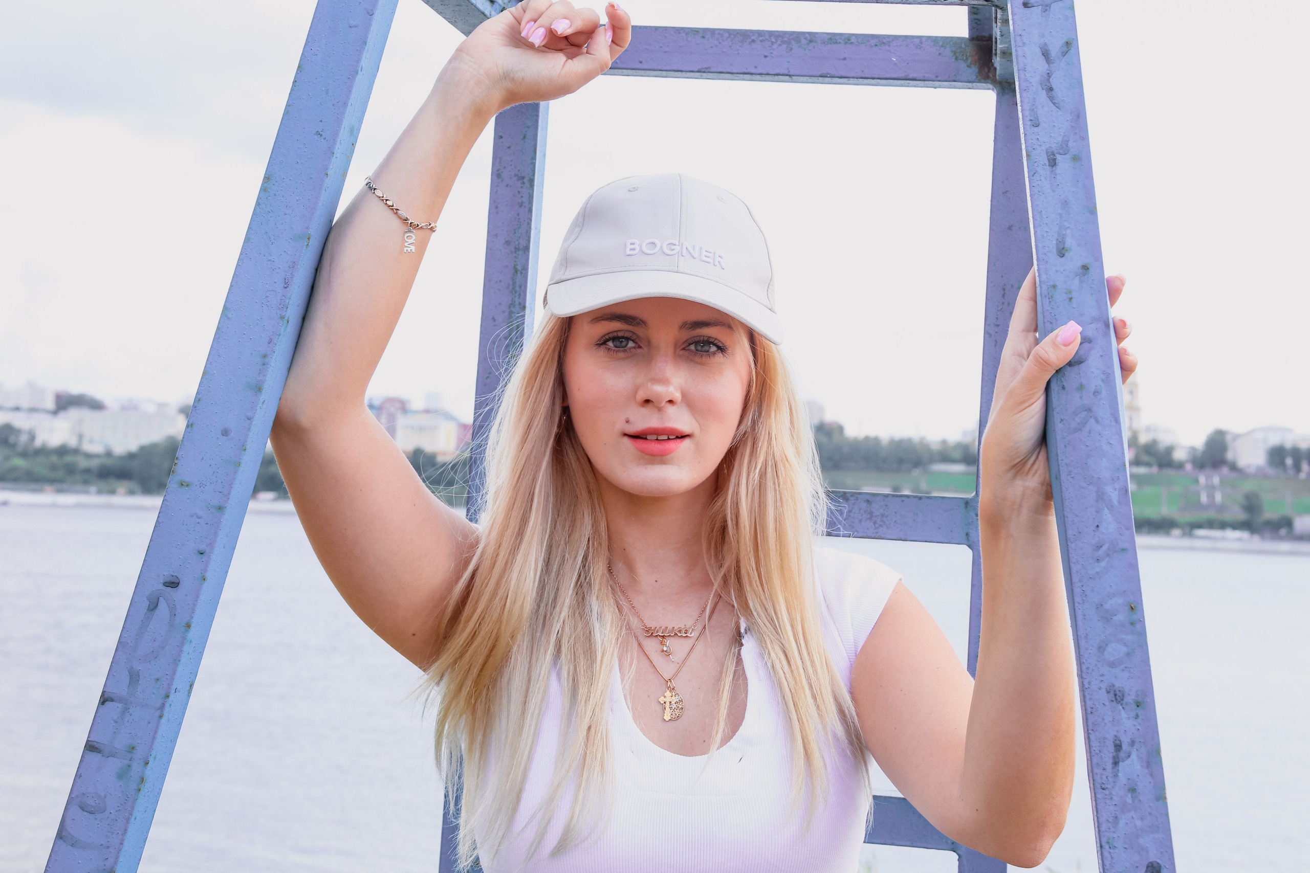 Вероника на пляже. Фотограф Пермь. Фотосессия в фотостудии Перми и на свежем воздухе