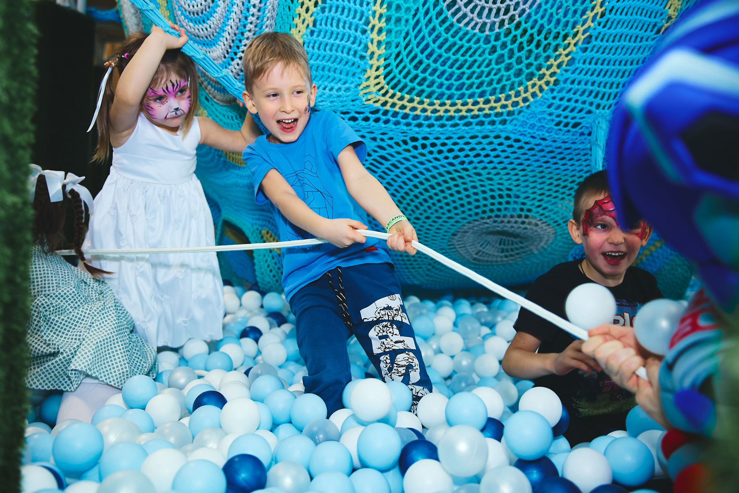 Репортажи/праздники. Фотограф Москва|Ясенево Яна Новокрещенных