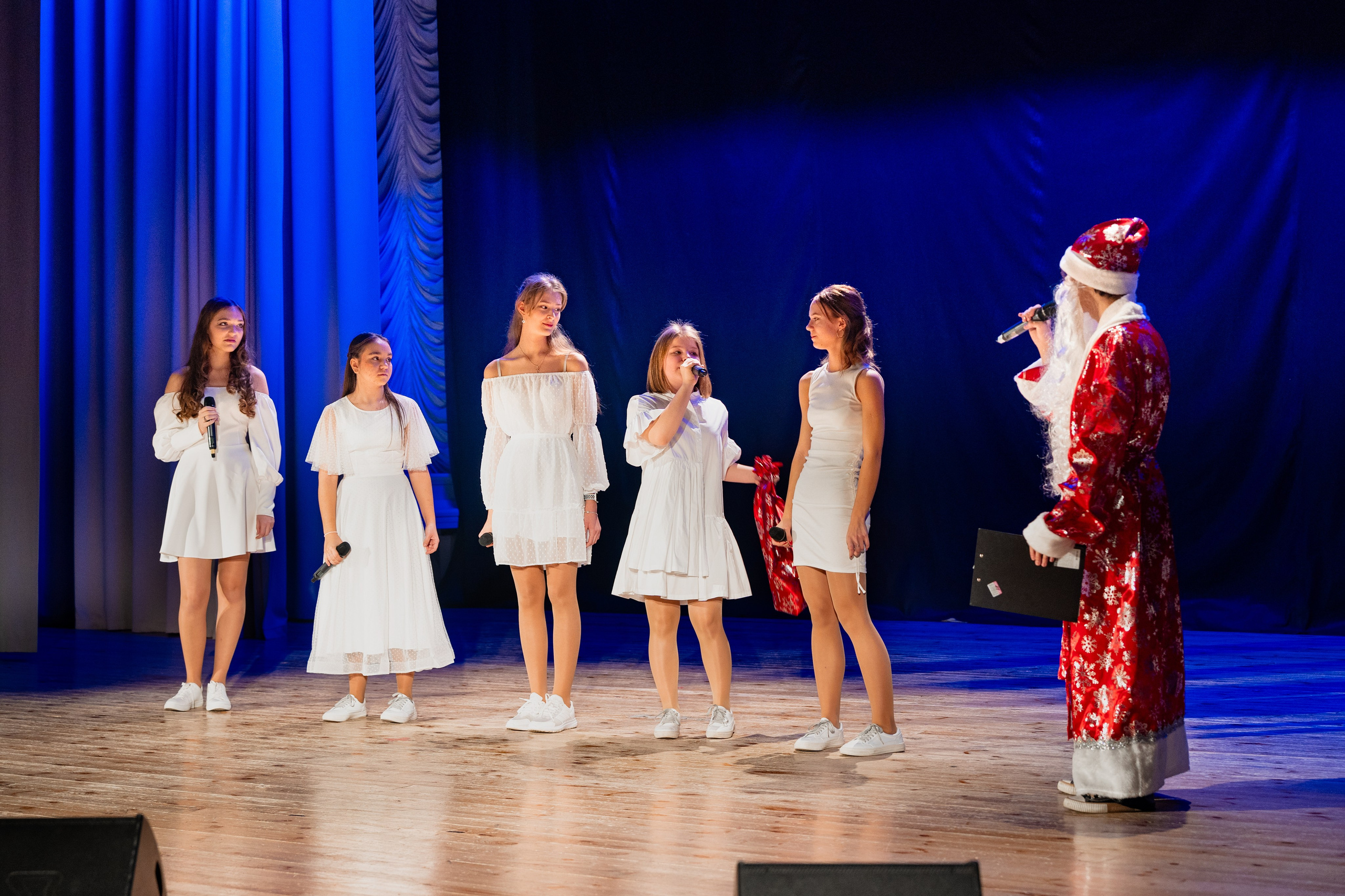 Концерт ДК Буривестник. Фотограф Никита Комаров