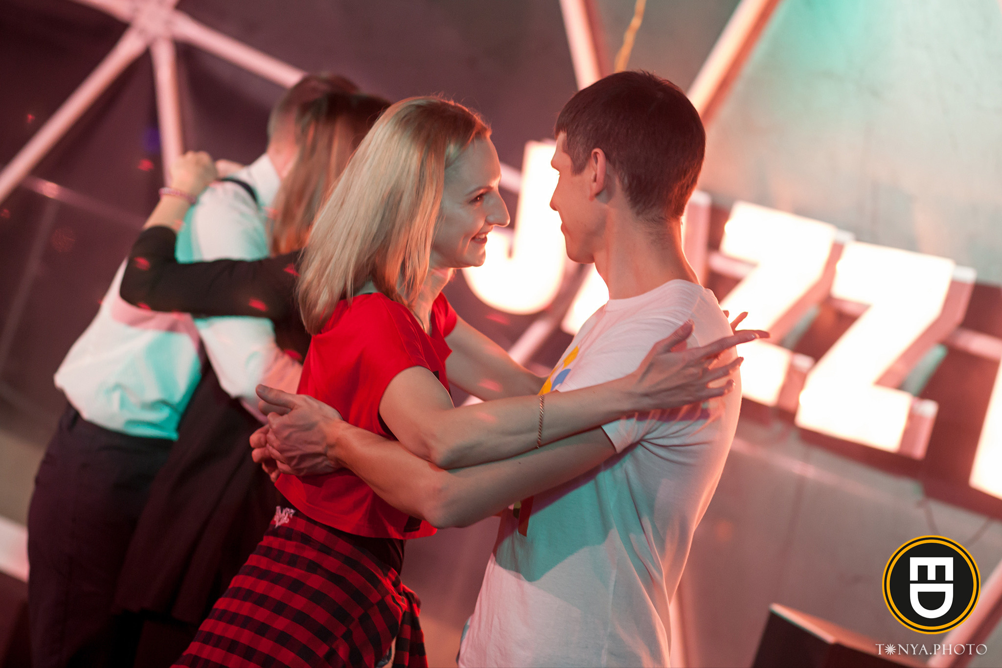 01. Tonya.photo. Фотограф, рилсмейкер