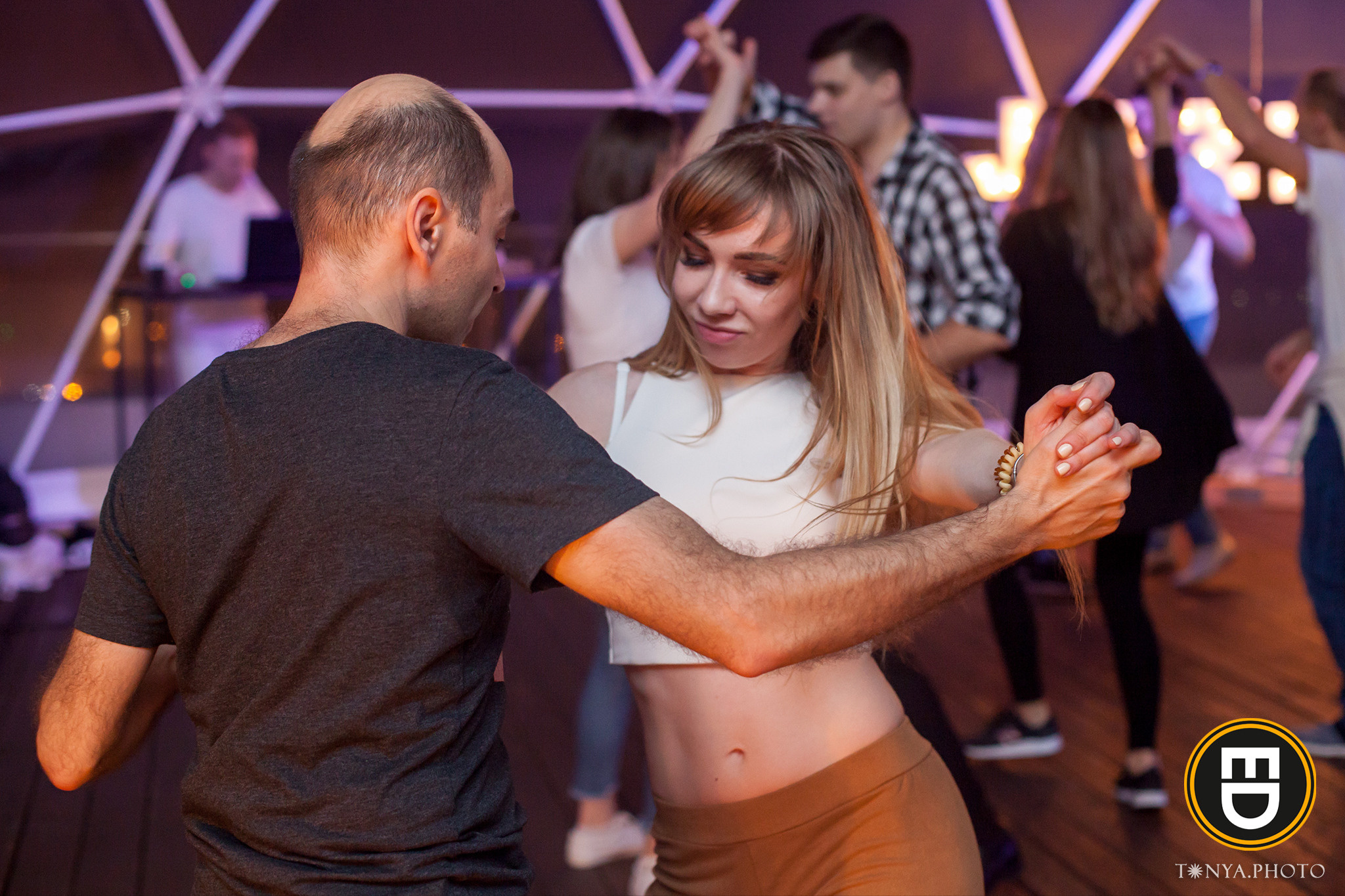 01. Tonya.photo. Фотограф, рилсмейкер