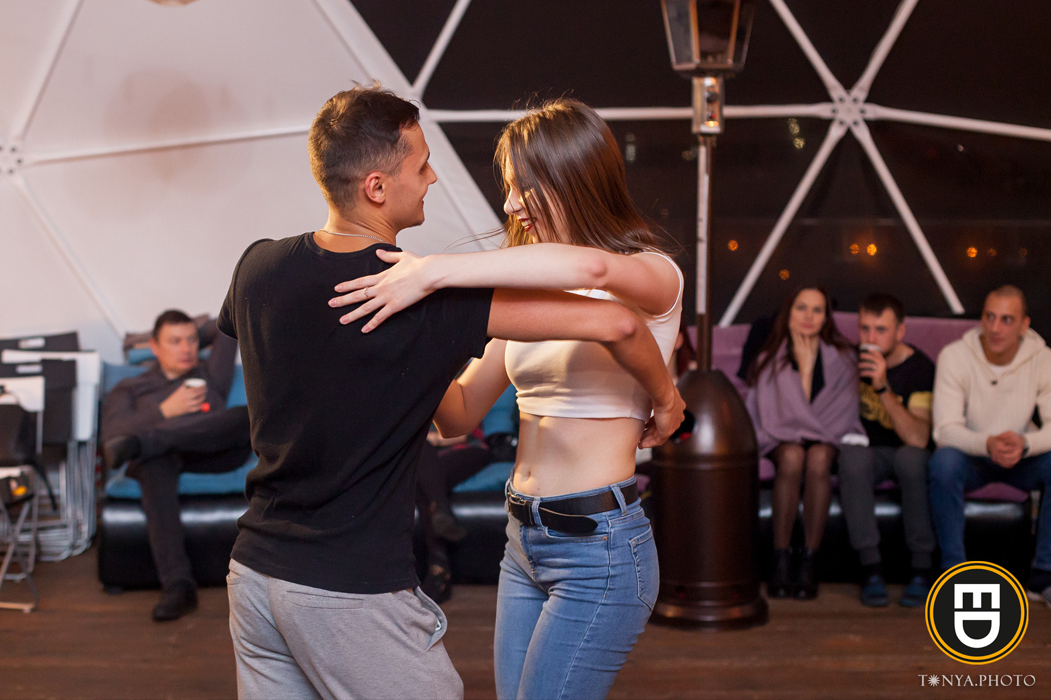 01. Tonya.photo. Фотограф, рилсмейкер