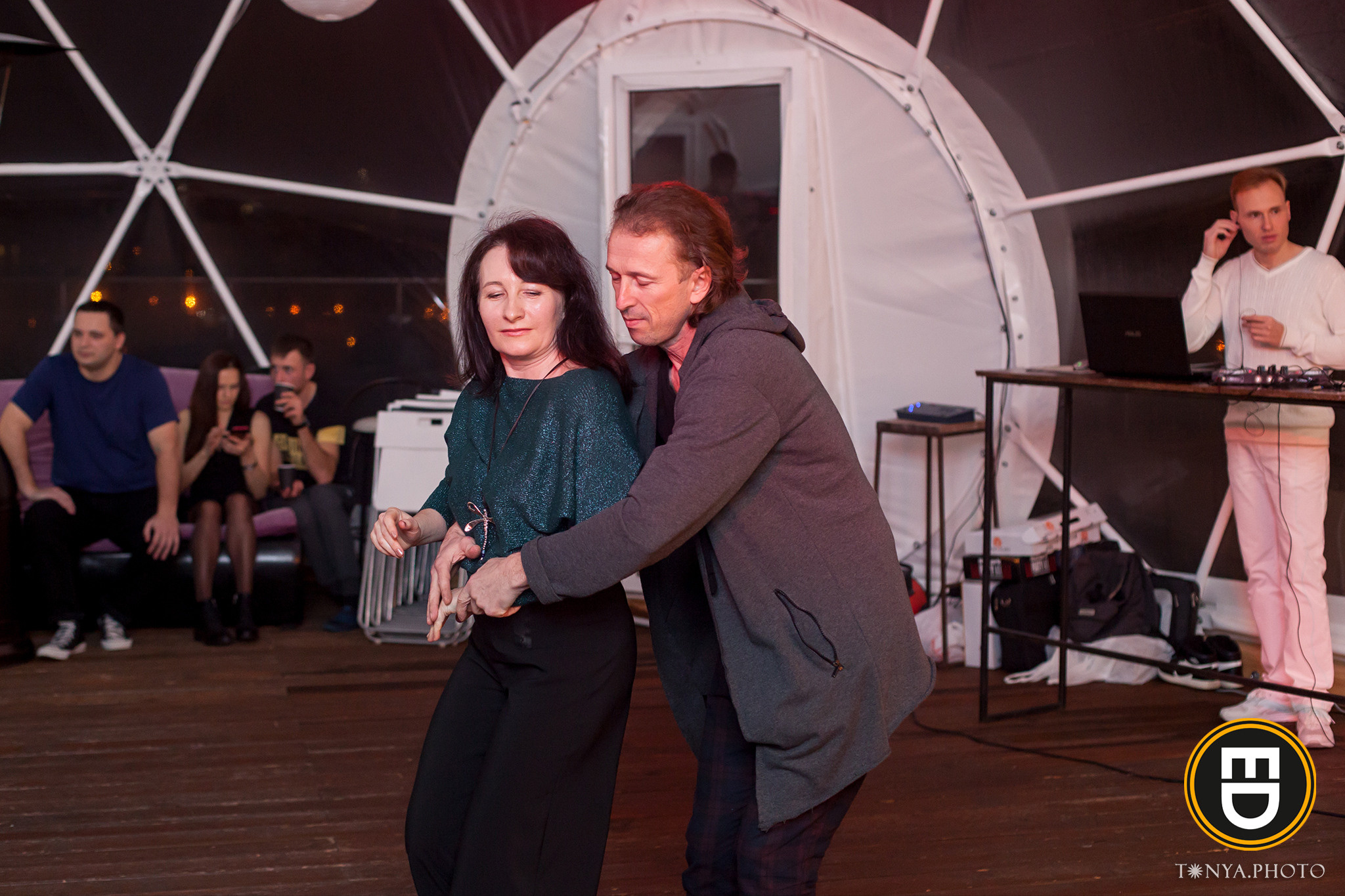 01. Tonya.photo. Фотограф, рилсмейкер