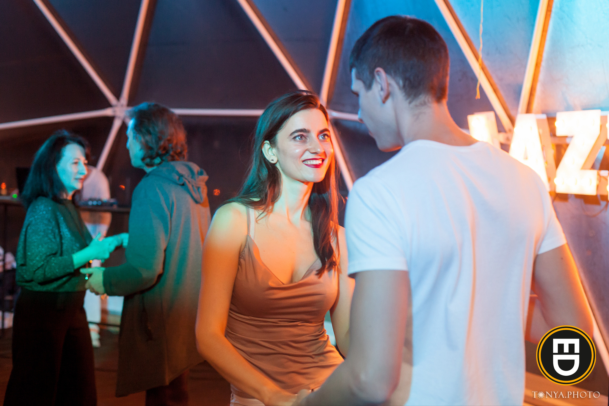 01. Tonya.photo. Фотограф, рилсмейкер