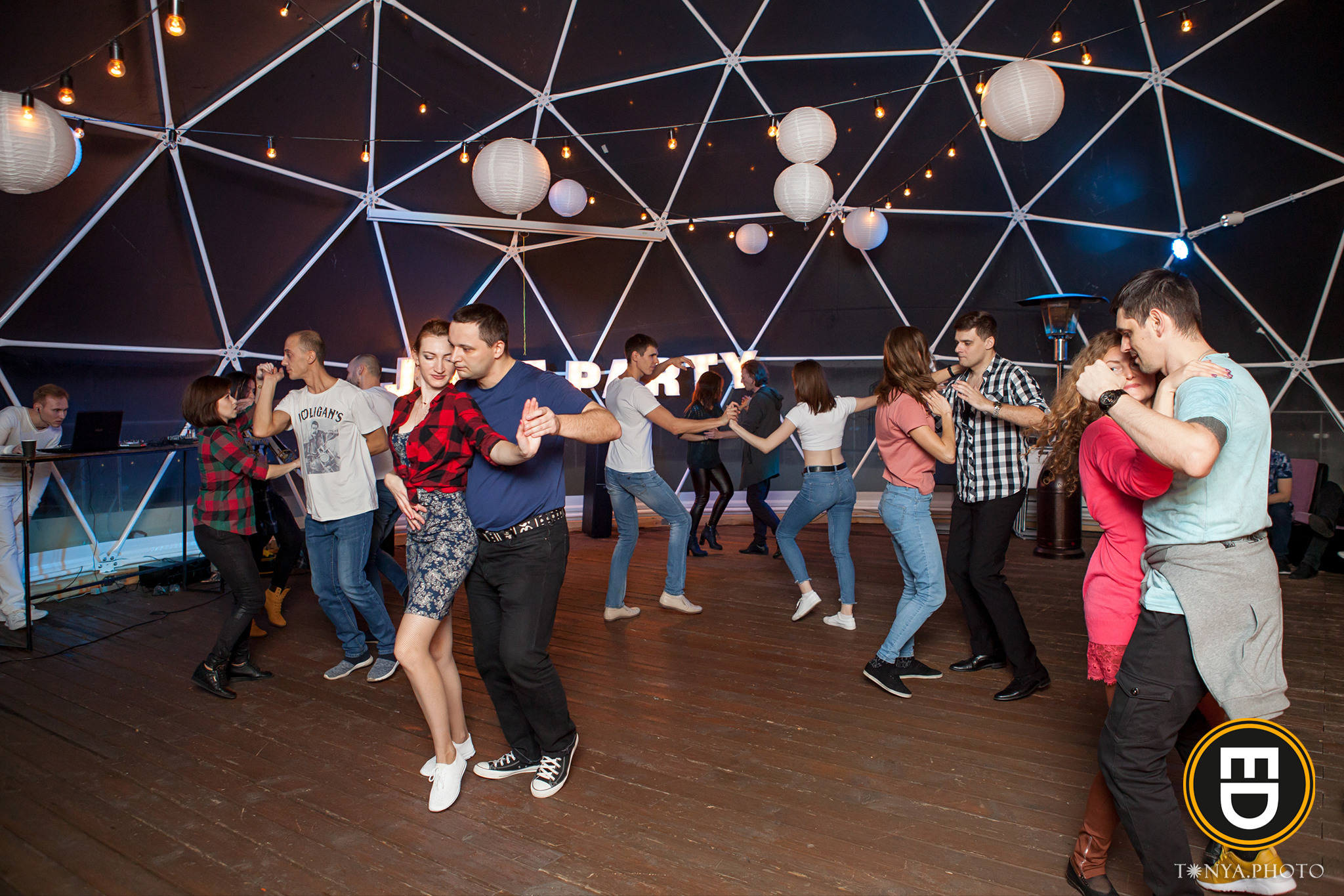 01. Tonya.photo. Фотограф, рилсмейкер