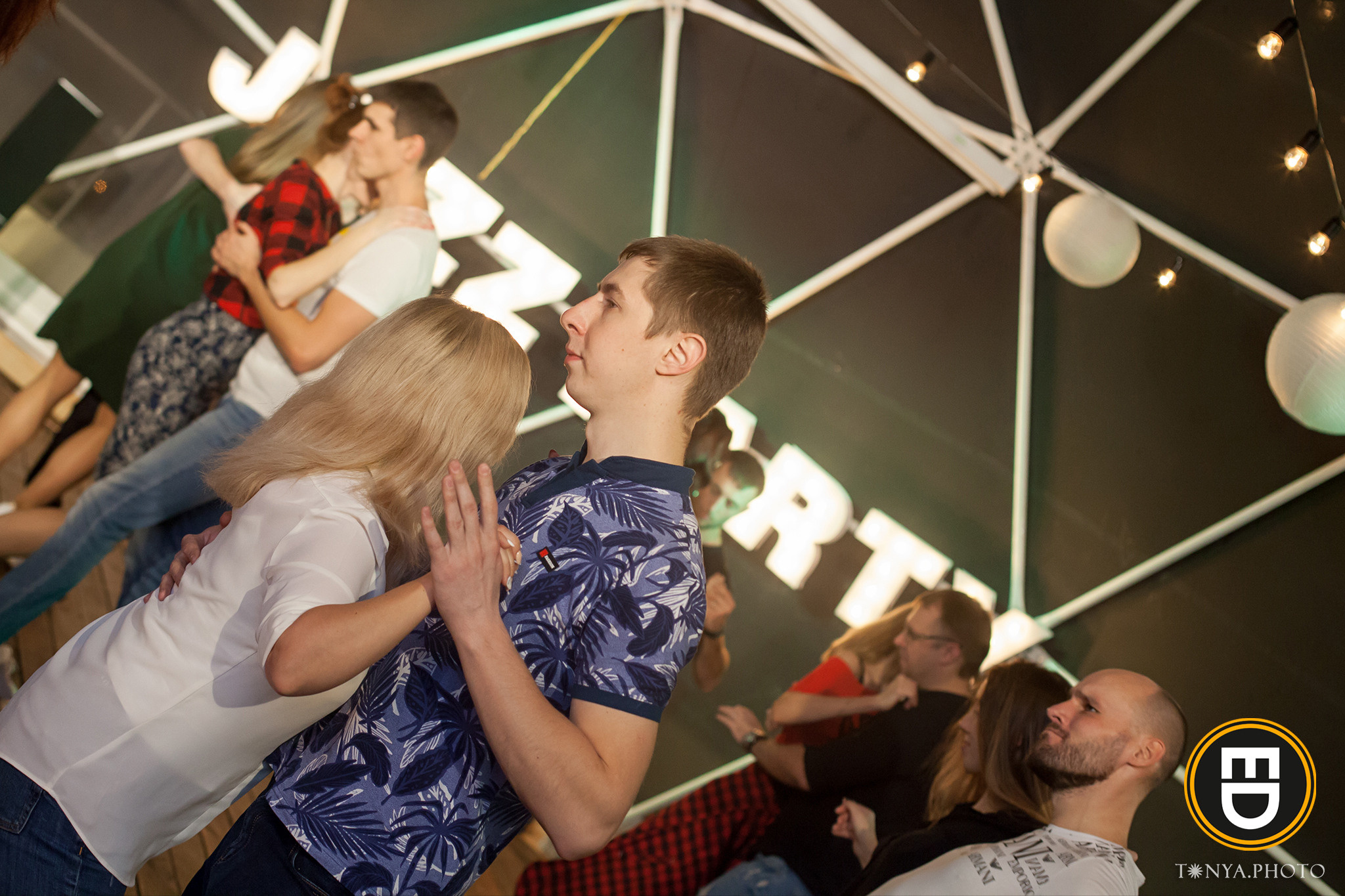 01. Tonya.photo. Фотограф, рилсмейкер