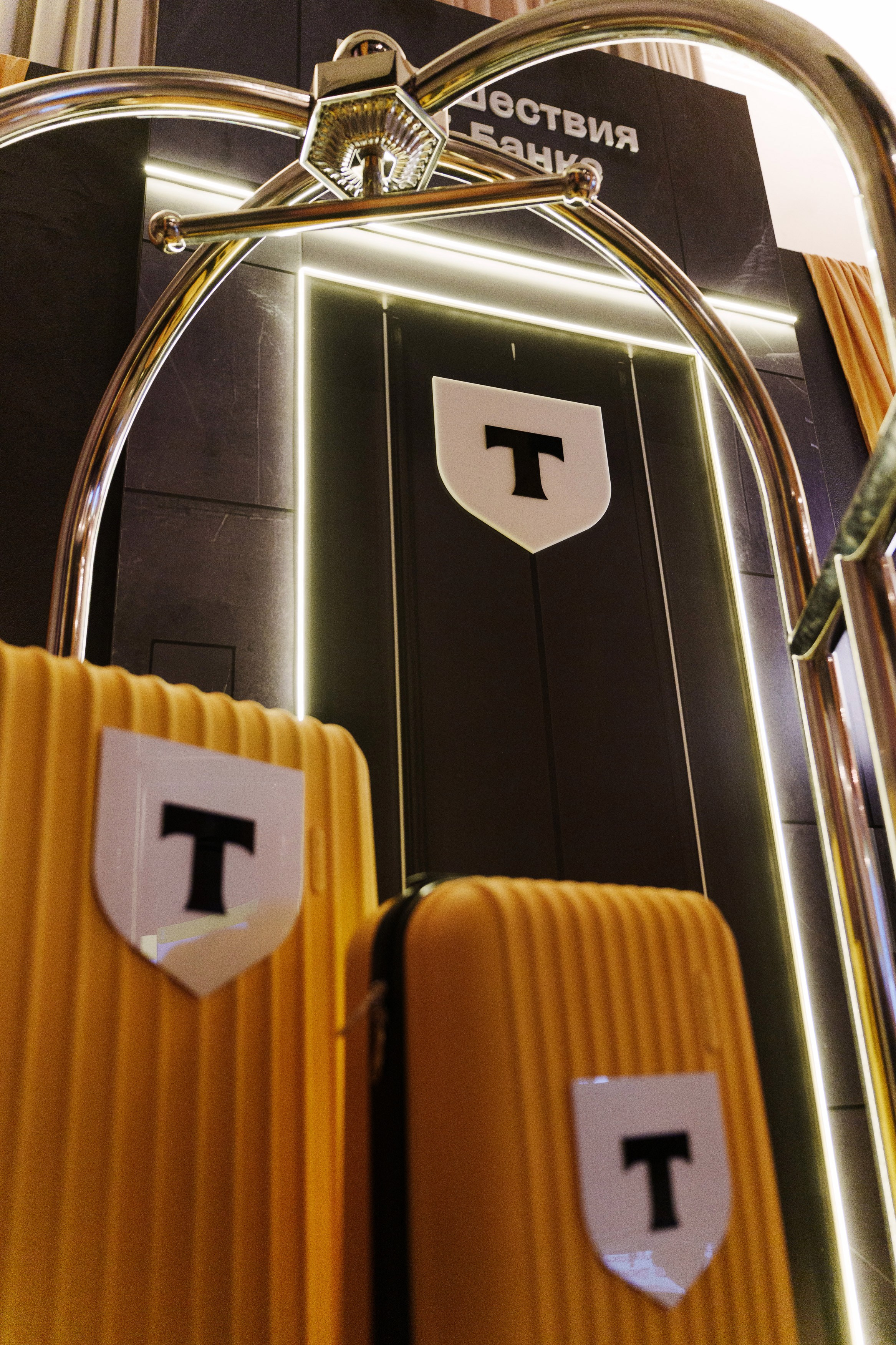 Т-БАНК | Путешествия. Андрей Цветков — репортажный, свадебный и портретный фотограф в Санкт-Петербурге