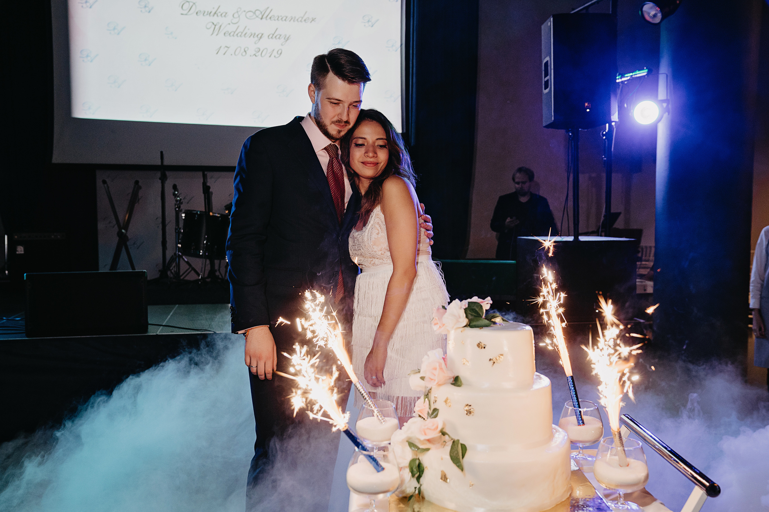 Александр и Виктория. Свадебный фотограф и видеограф Дмитрий Горяченков