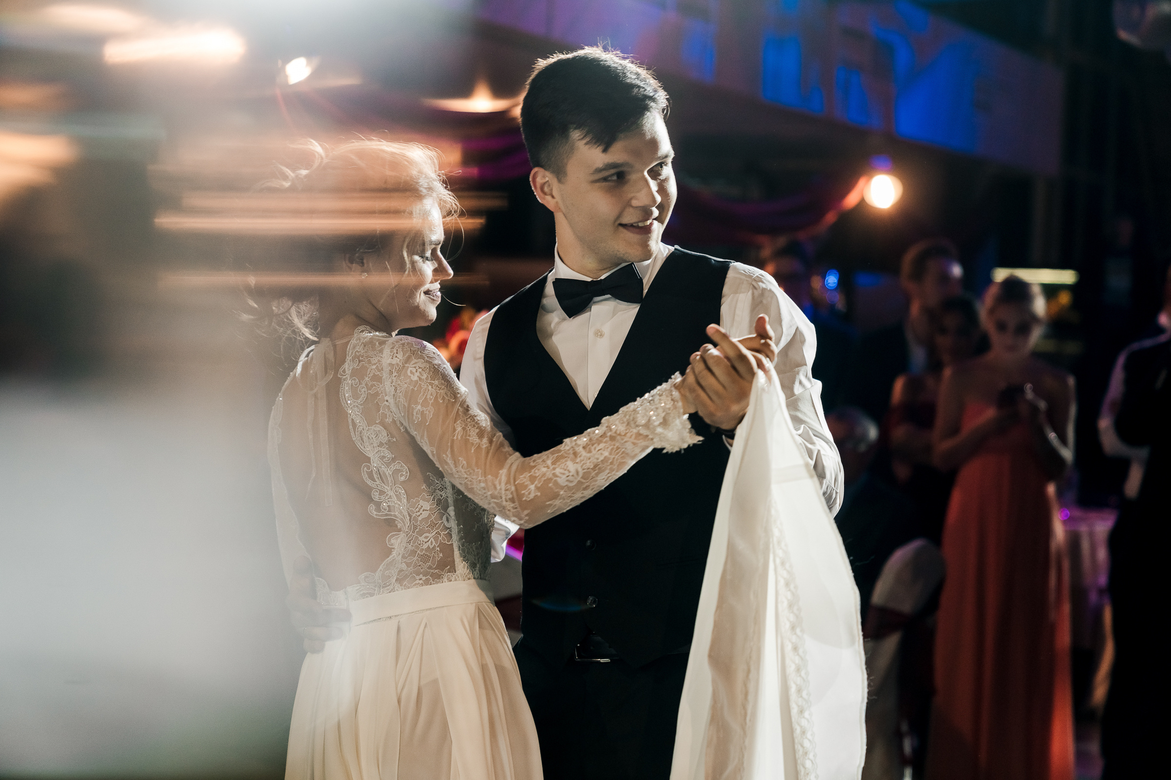 Вадим и Кристина. Свадебный фотограф и видеограф Дмитрий Горяченков