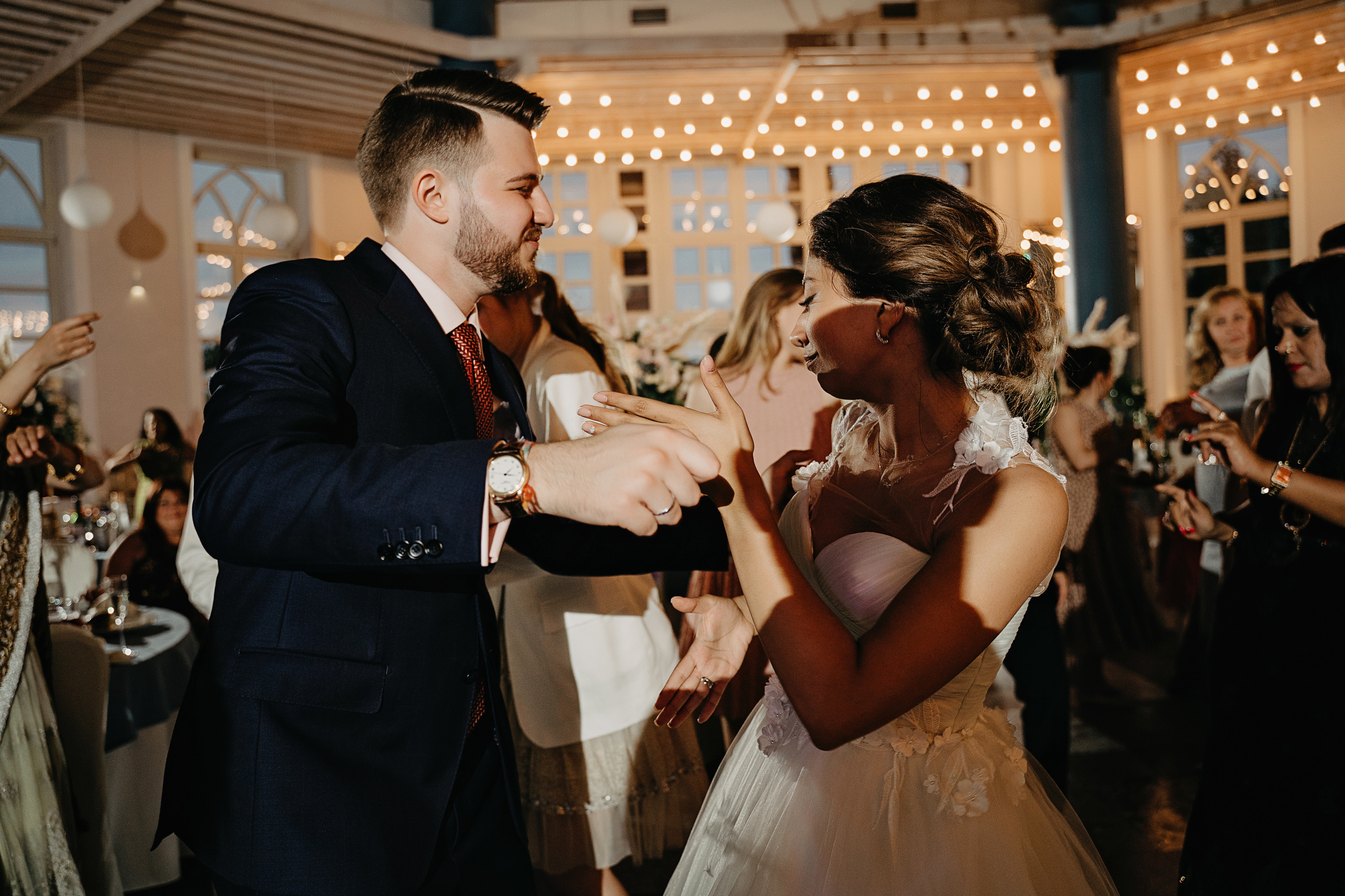 Александр и Виктория. Свадебный фотограф и видеограф Дмитрий Горяченков