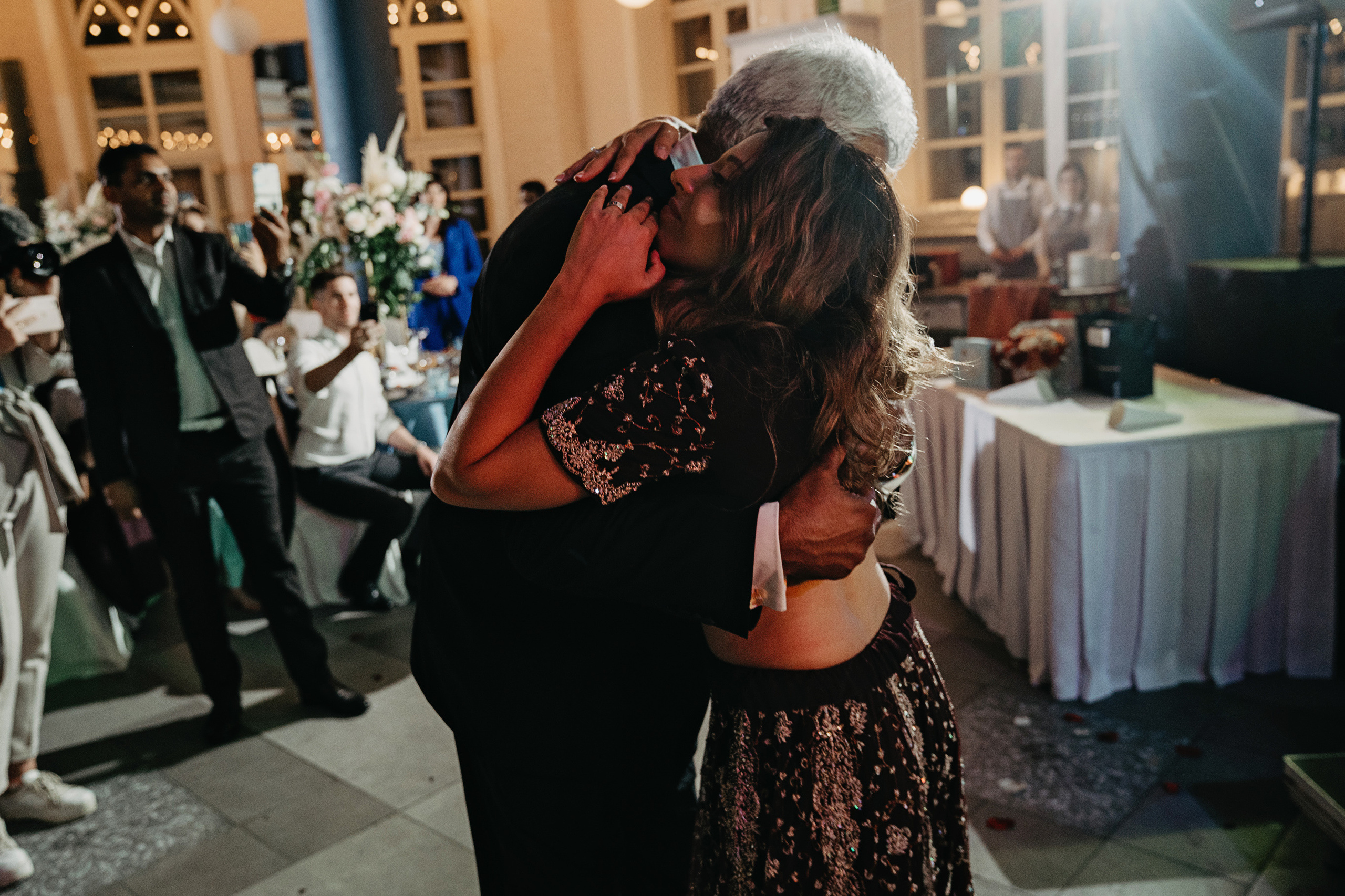 Александр и Виктория. Свадебный фотограф и видеограф Дмитрий Горяченков