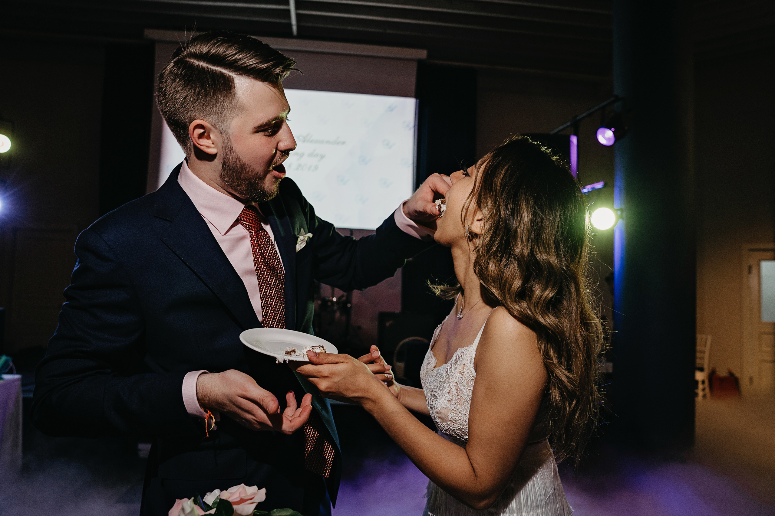 Александр и Виктория. Свадебный фотограф и видеограф Дмитрий Горяченков