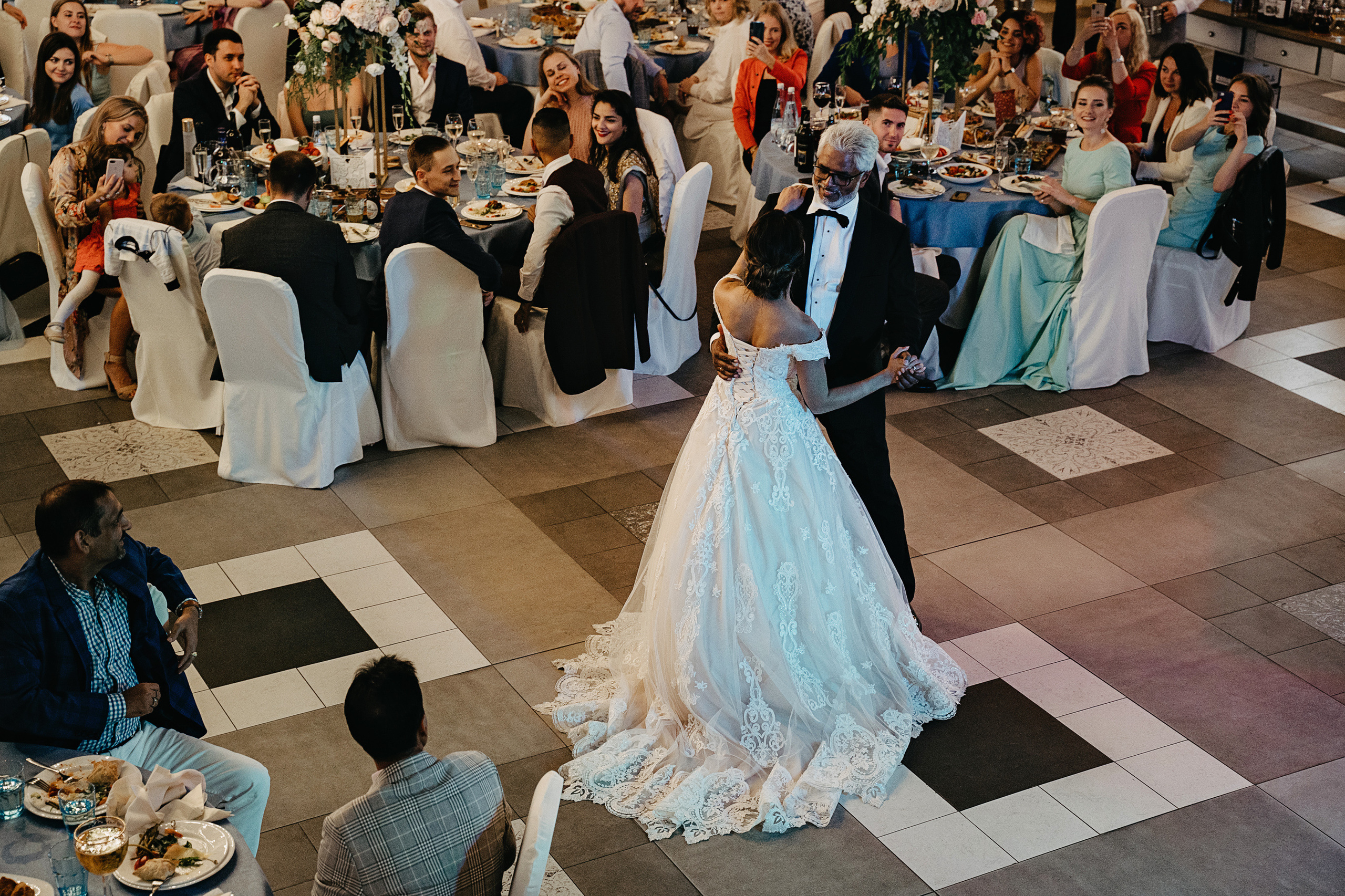 Александр и Виктория. Свадебный фотограф и видеограф Дмитрий Горяченков