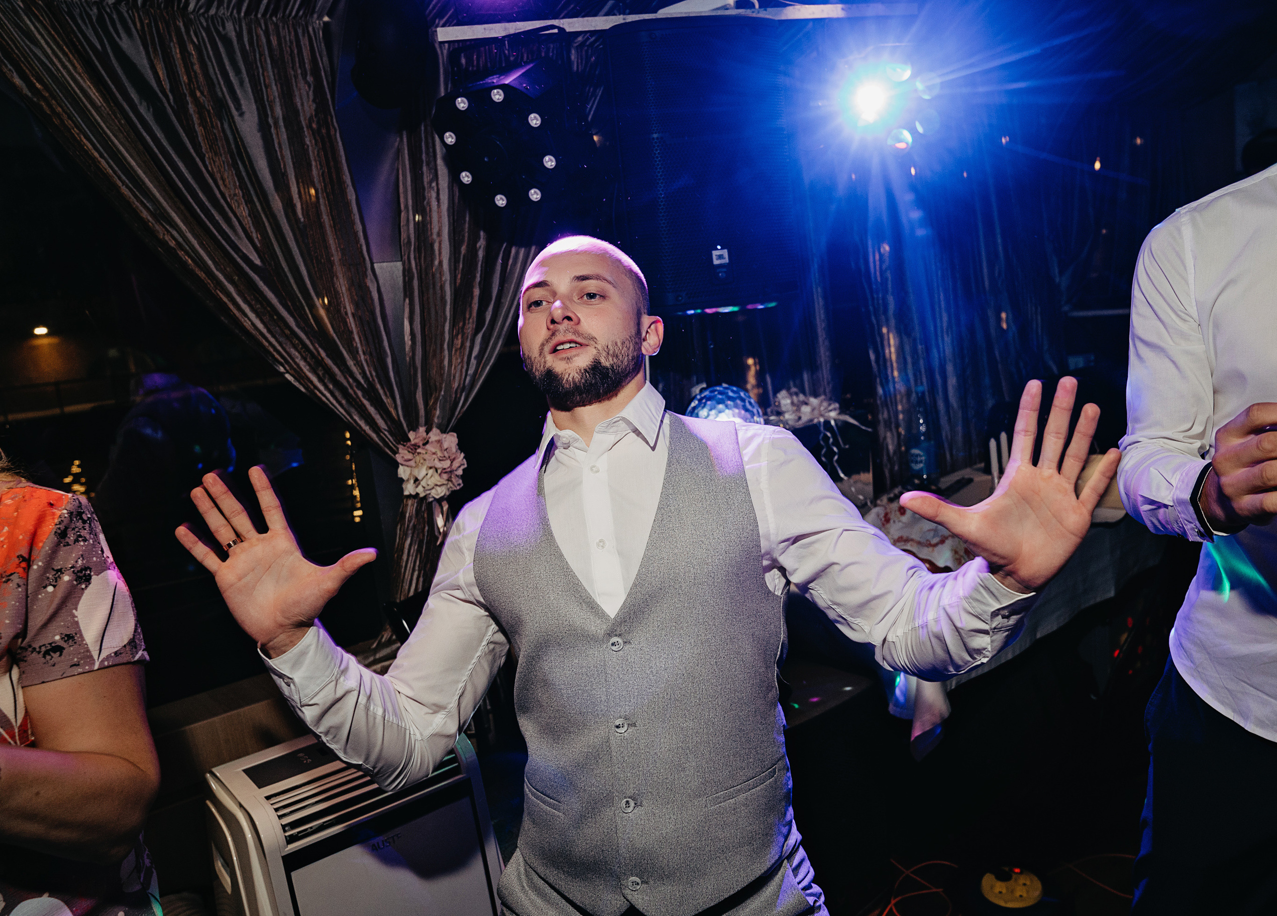 Владимир и Влада. Свадебный фотограф и видеограф Дмитрий Горяченков