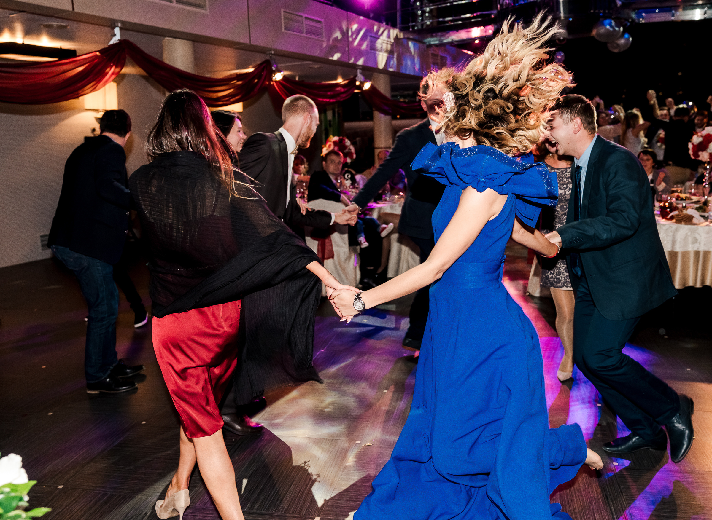 Вадим и Кристина. Свадебный фотограф и видеограф Дмитрий Горяченков