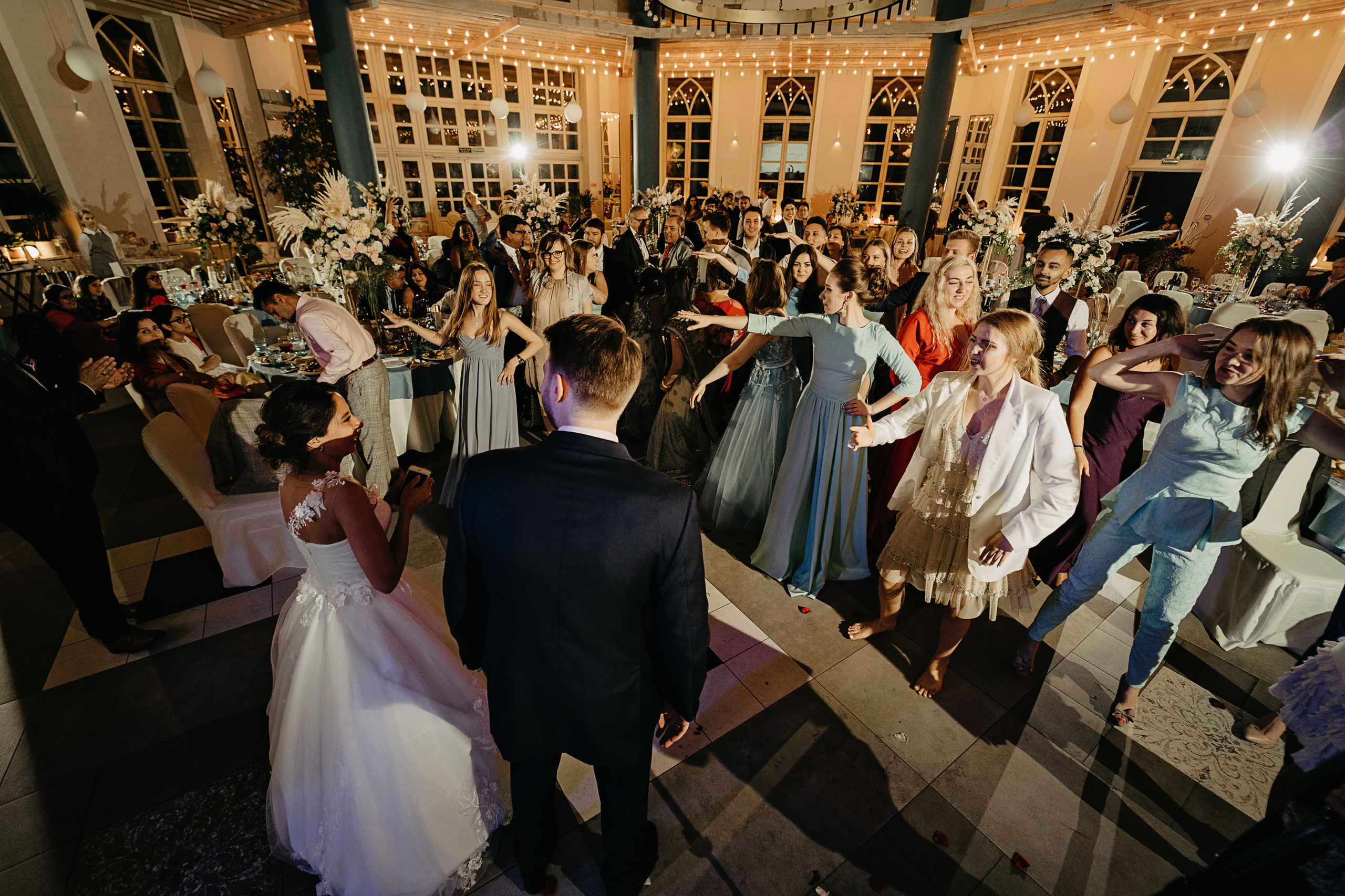 Александр и Виктория. Свадебный фотограф и видеограф Дмитрий Горяченков