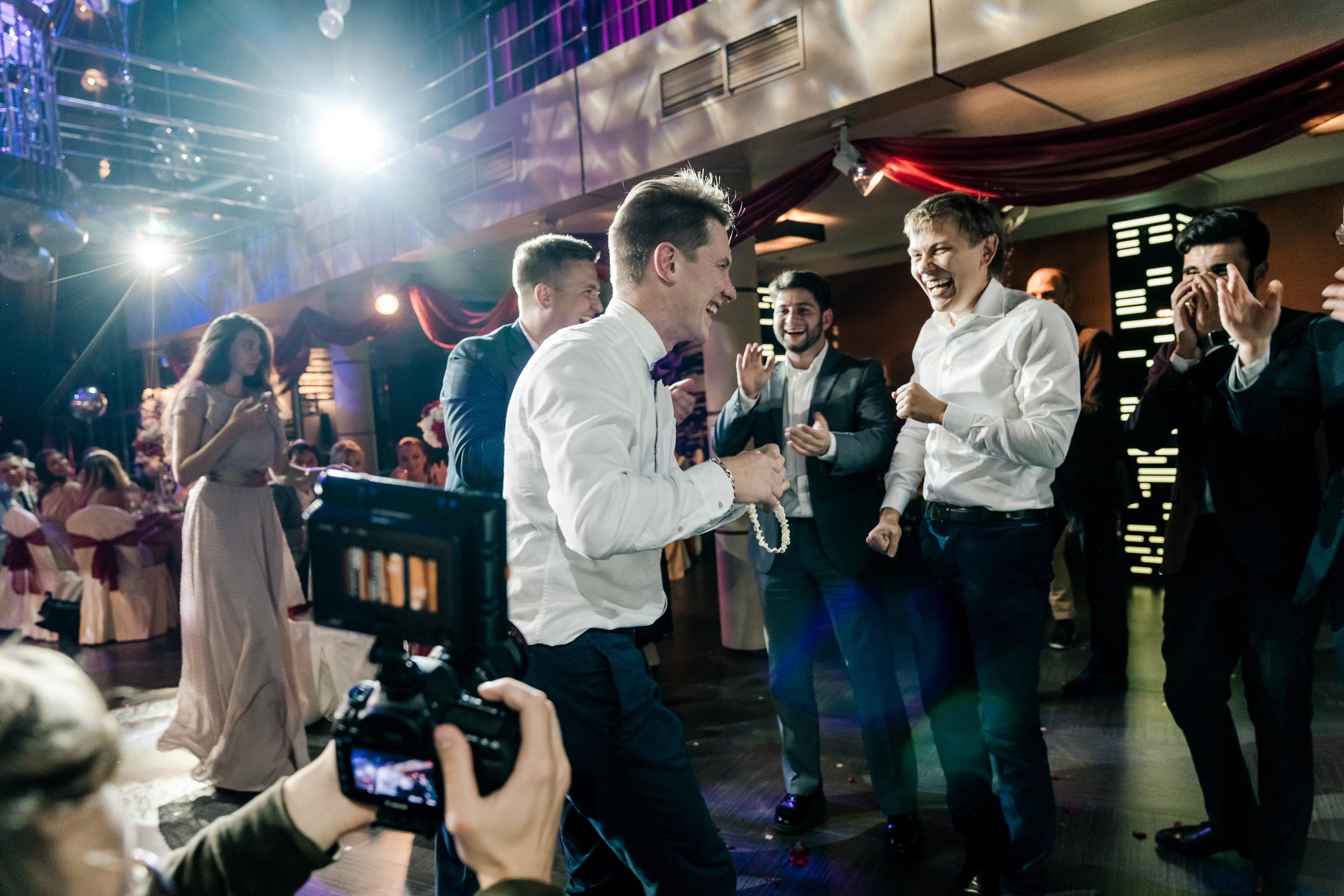 Вадим и Кристина. Свадебный фотограф и видеограф Дмитрий Горяченков