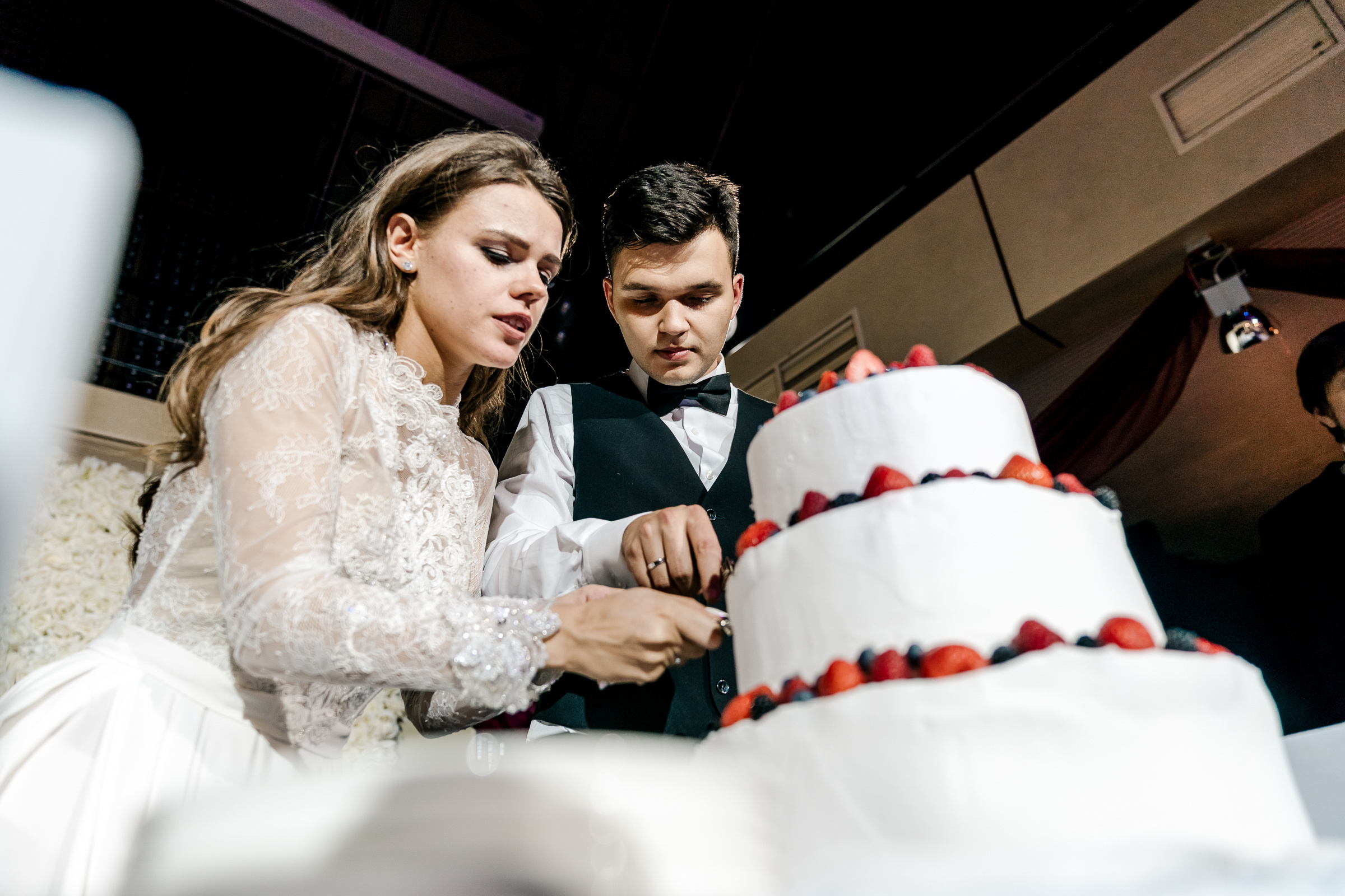 Вадим и Кристина. Свадебный фотограф и видеограф Дмитрий Горяченков