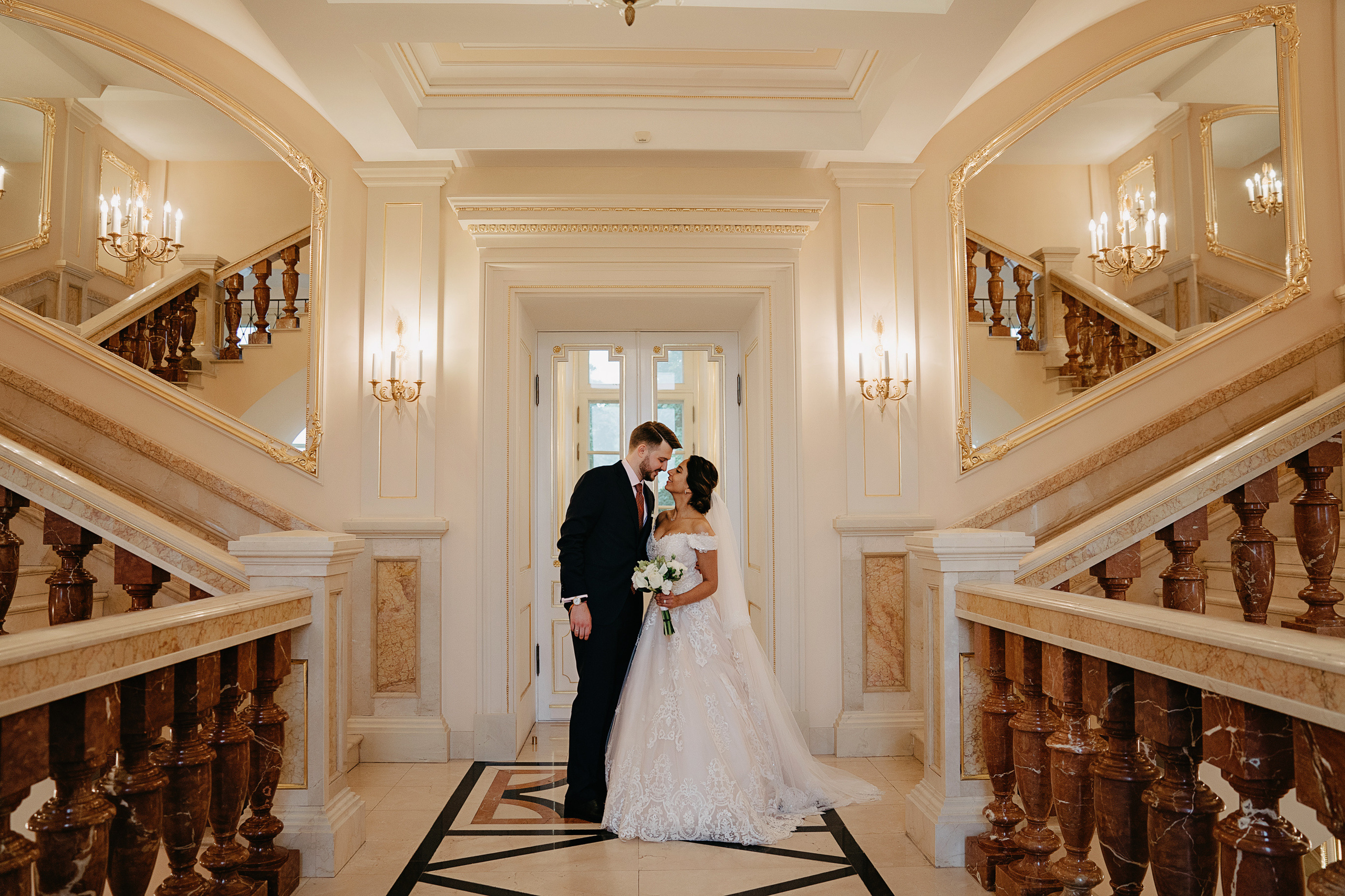 Александр и Виктория. Свадебный фотограф и видеограф Дмитрий Горяченков