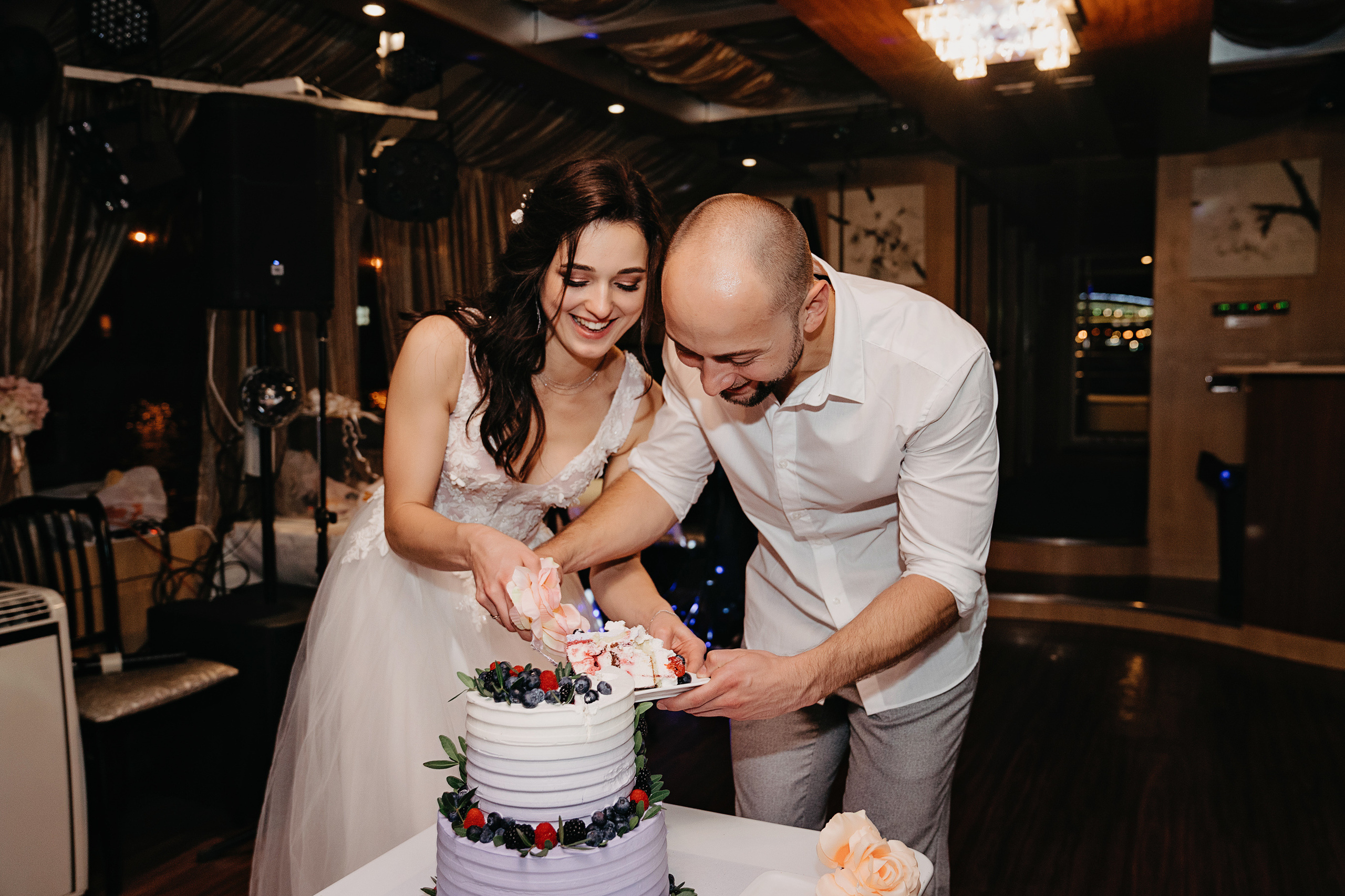 Владимир и Влада. Свадебный фотограф и видеограф Дмитрий Горяченков