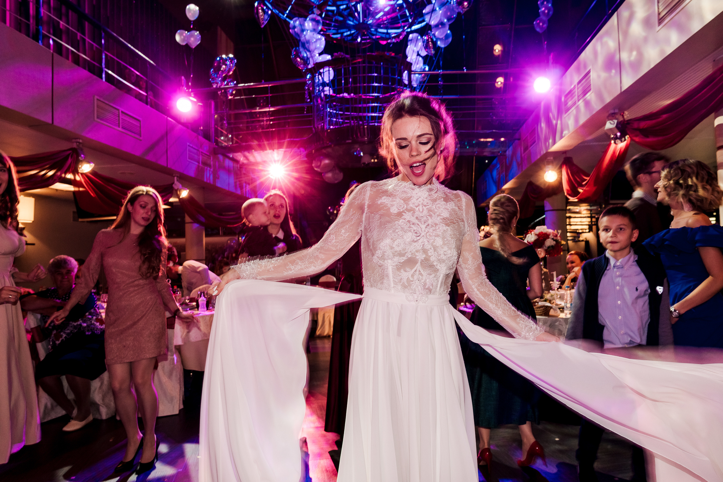 Вадим и Кристина. Свадебный фотограф и видеограф Дмитрий Горяченков